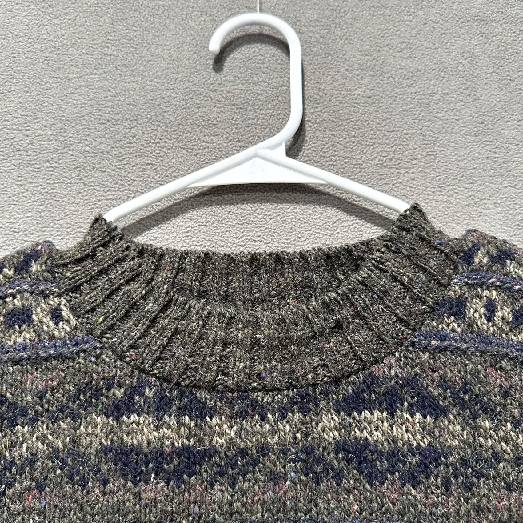 Eddie Bauer VINTAGE Eddie Bauer Sweater Men L Green Striped Wool Blend Crewneck Made In USA Size US L / EU 52-54 / 3 - 3 Thumbnail