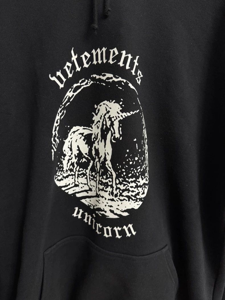 Vetements vetements Unicorn Sweatshirt 2503-Nextarrow Size US S / EU 44-46 / 1 - 3 Thumbnail