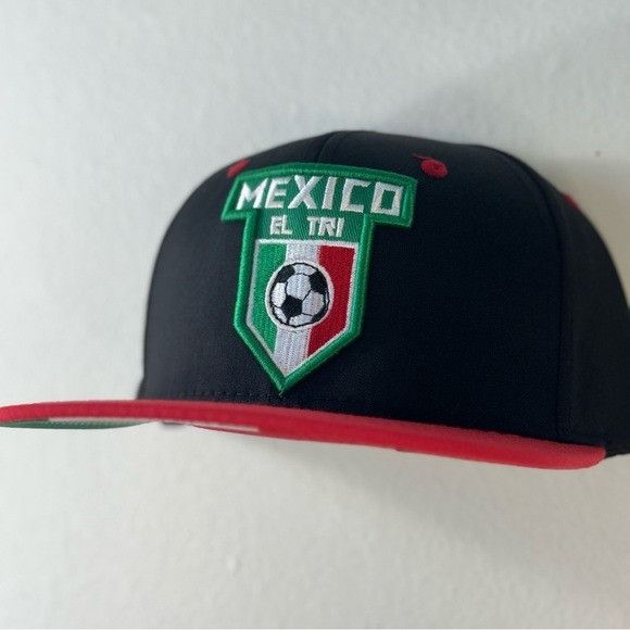 Designer NEW MEXICO EL TRI SOCCER BLACK/RED FLATBILL SNAPBACK W/ SUBL Size ONE SIZE - 4 Thumbnail