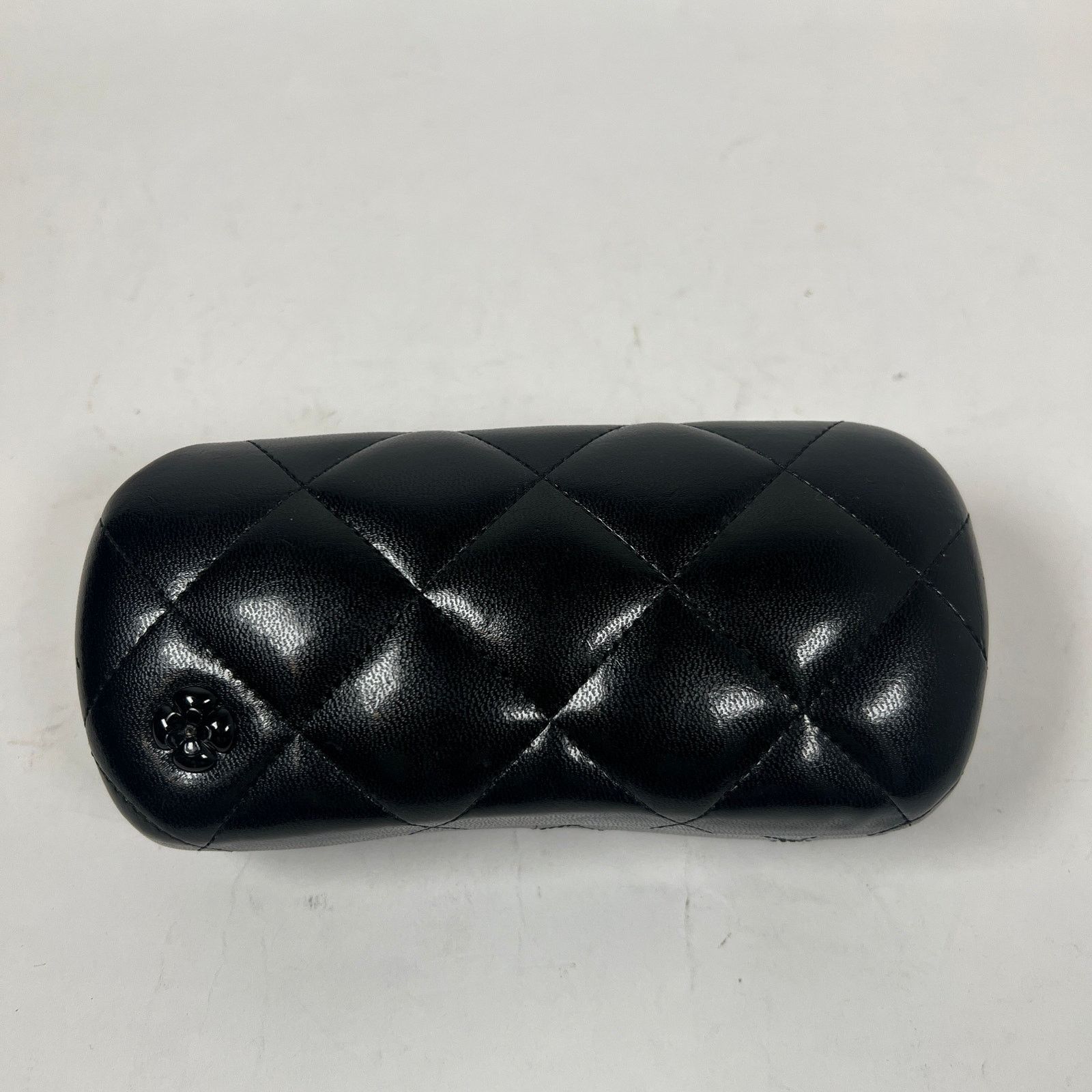 Chanel Chanel Lambskin Quilted CC Aviator Sunglasses Size ONE SIZE - 7 Thumbnail