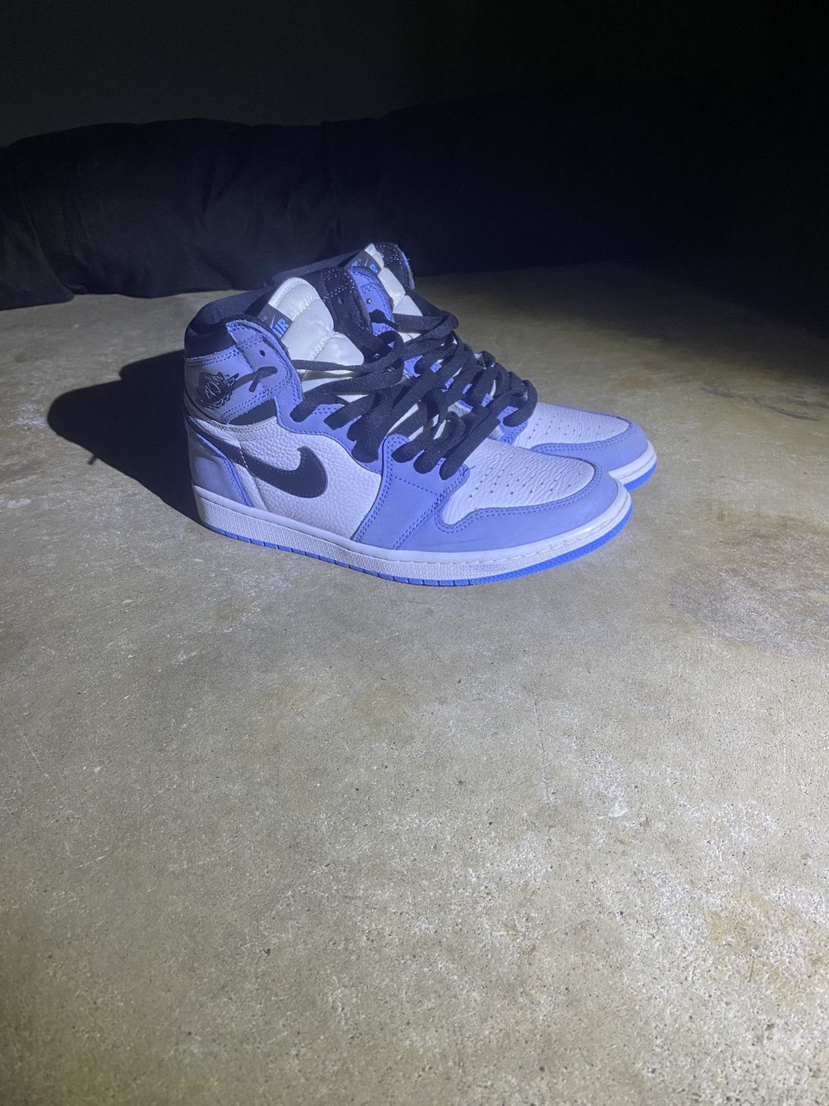 Jordan Brand × Nike Jordan 1 University Blue Size US 9.5 / EU 42-43 - 1 Thumbnail