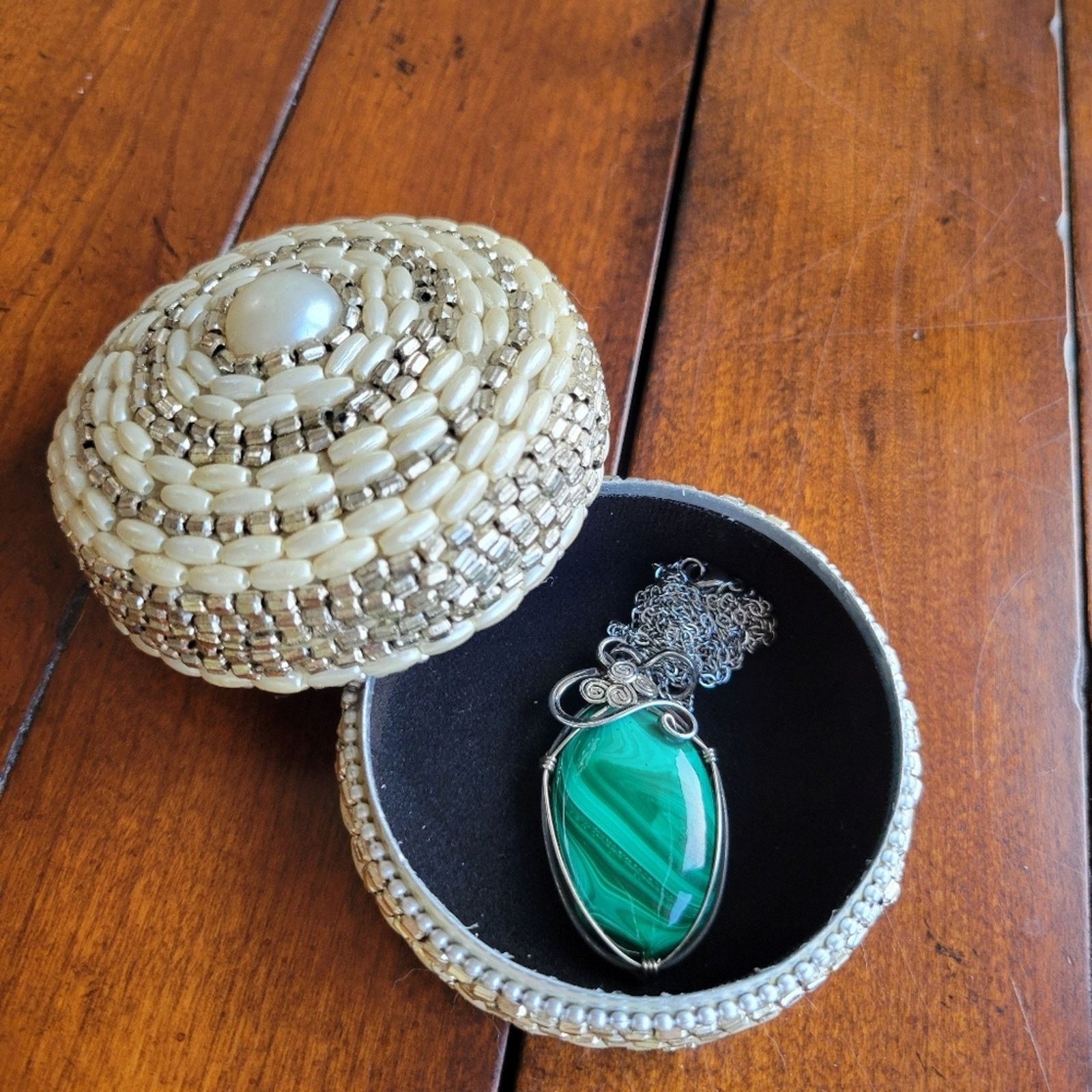 & Other Stories Malachite Silver Necklace, Malachite Pendant, Unique Design Size ONE SIZE - 6 Thumbnail