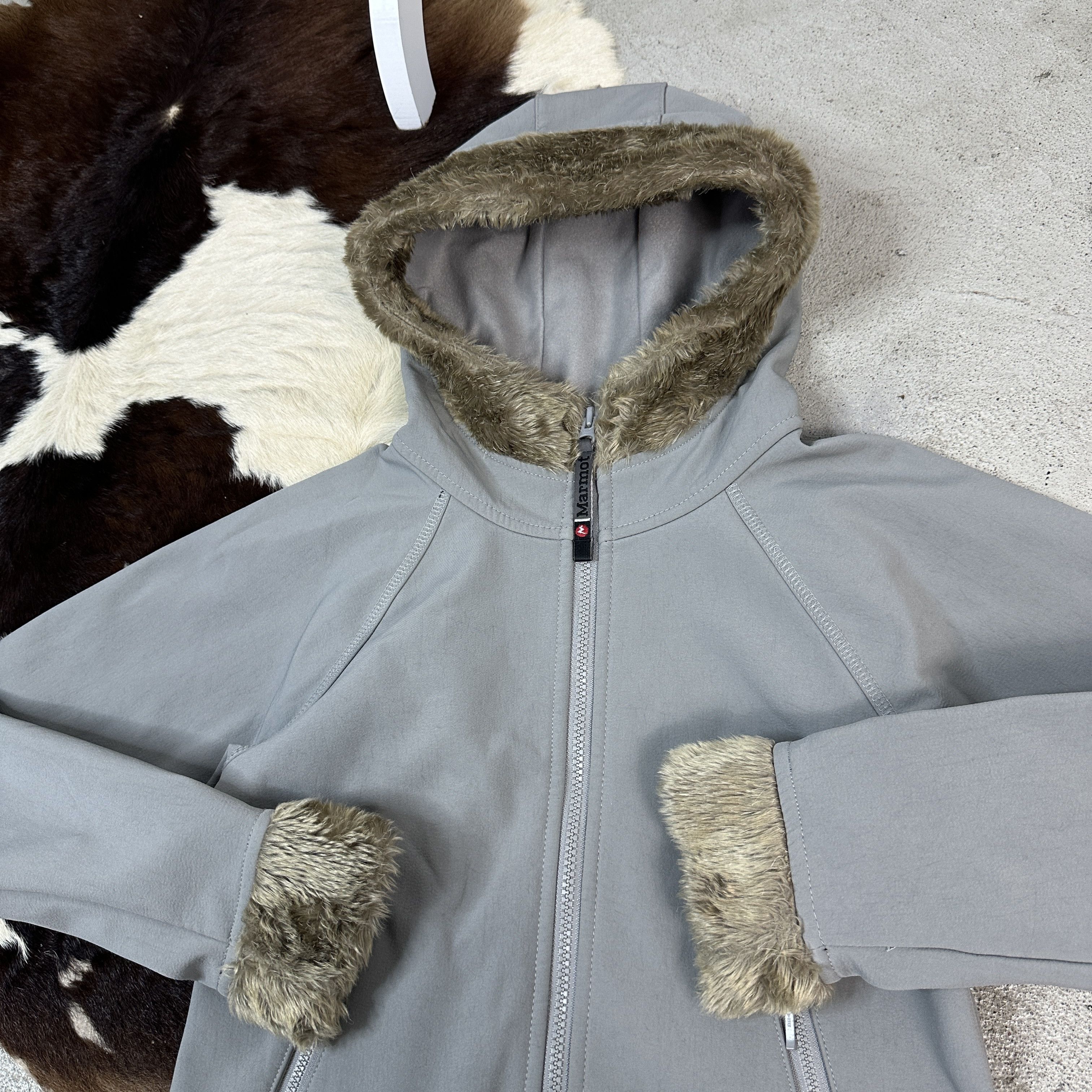 Marmot × Vintage Vintage Streetwear Faux Fur Y2K Casual Marmot Jacket Size XS / US 0-2 / IT 36-38 - 3 Thumbnail