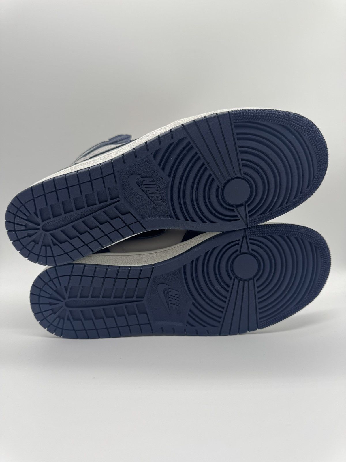 Jordan Brand × Nike Nike Air Jordan 1 Retro '85 High Georgetown Size US 10.5 / EU 43-44 - 7 Thumbnail