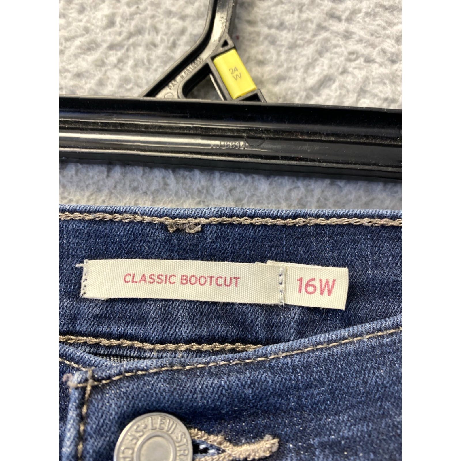Levi's VINTAGE Levi's Jeans Womens Size 16W Plus Blue Bootcut Stretch 90s Womens Size 38" / US 16 / IT 52 - 3 Thumbnail