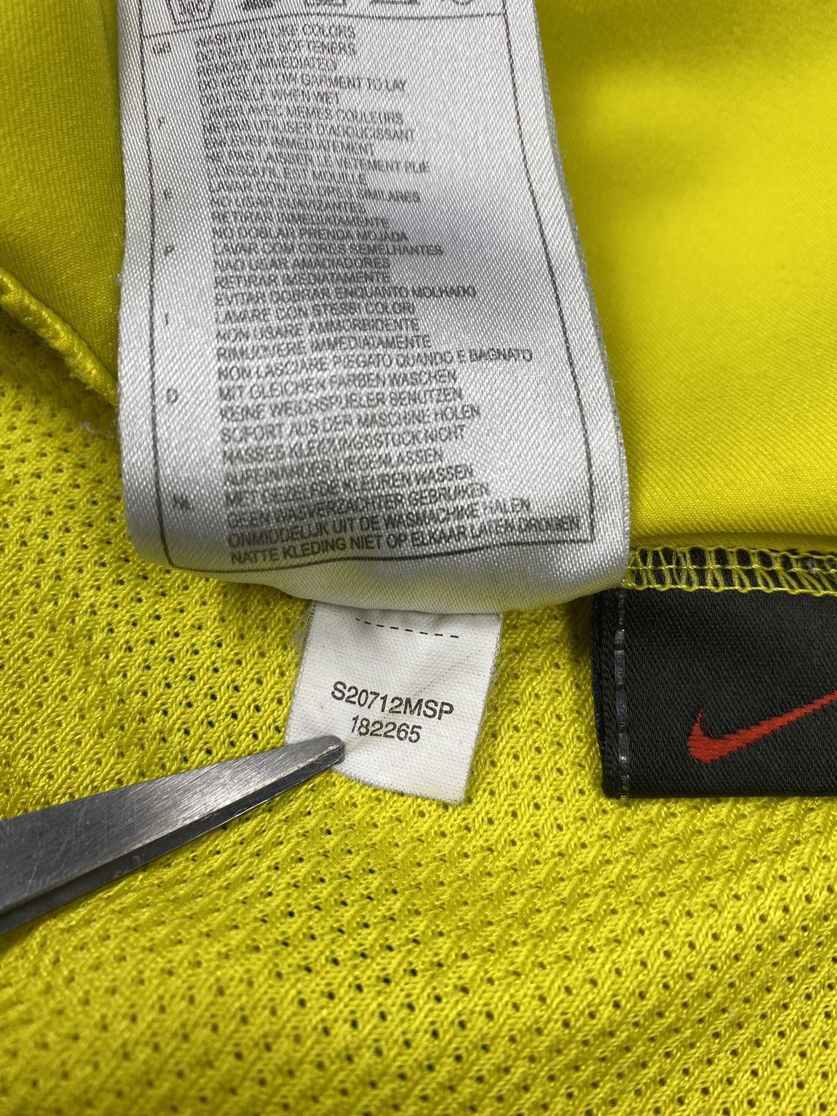 Nike × Vintage Vintage 00s Nike Brazil Hational Team Soccer Jersey Shirt Size US L / EU 52-54 / 3 - 16 Thumbnail