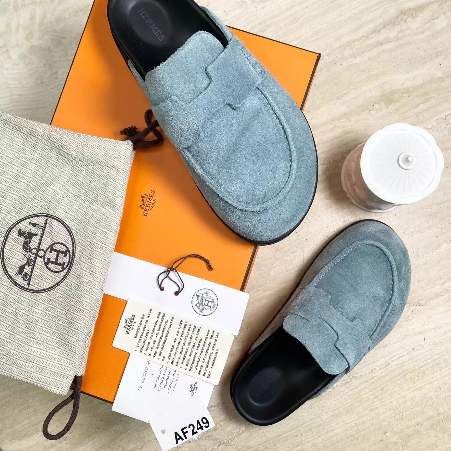Hermes HERMES Go Seafoam Green Calfskin Mules Size 37 98 Size US 6.5 / IT 36.5 - 1 Thumbnail