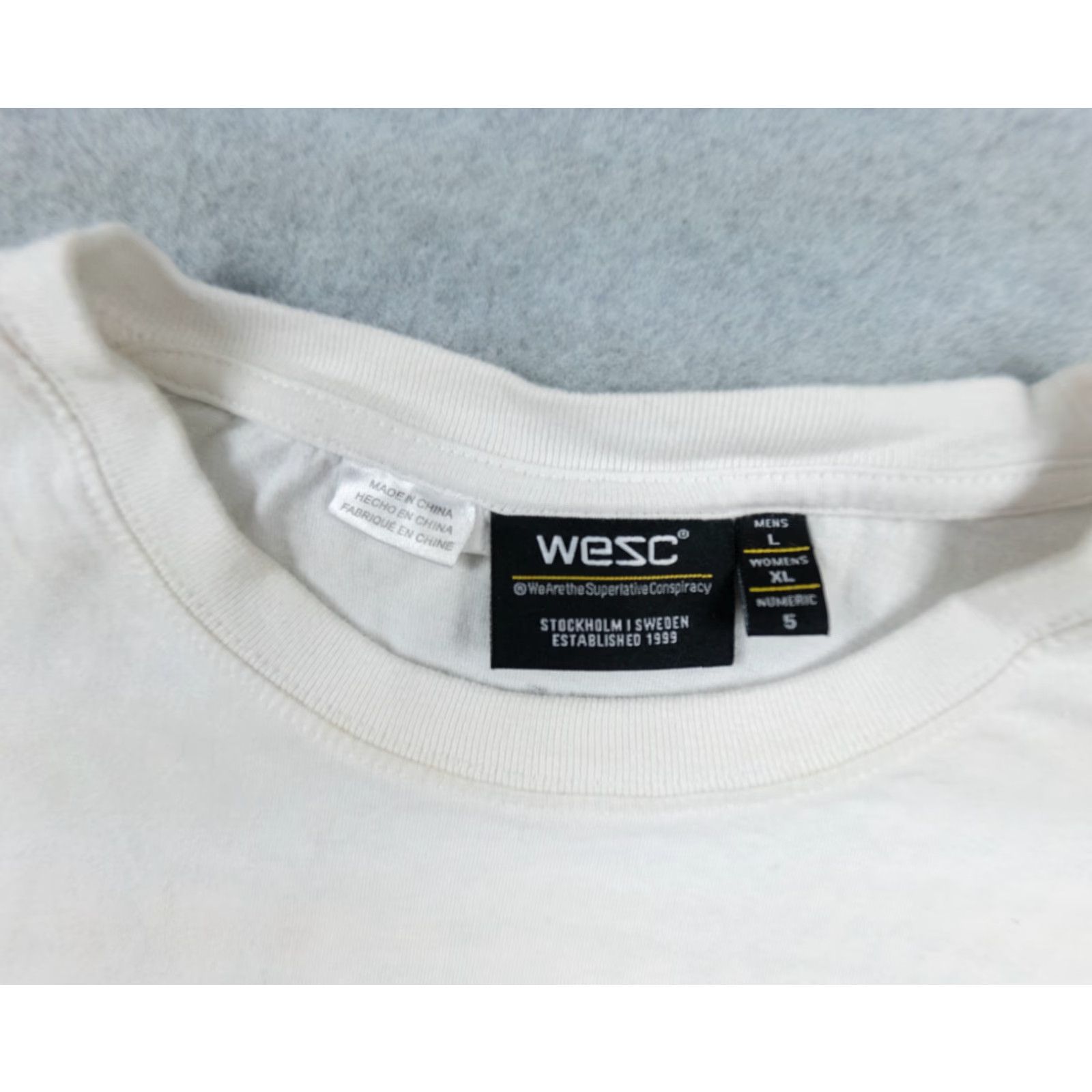 WeSC WeSC Men's Graphic T-Shirt Adult Large White Short Sleeve Casual Surf Logo Size US L / EU 52-54 / 3 - 4 Thumbnail
