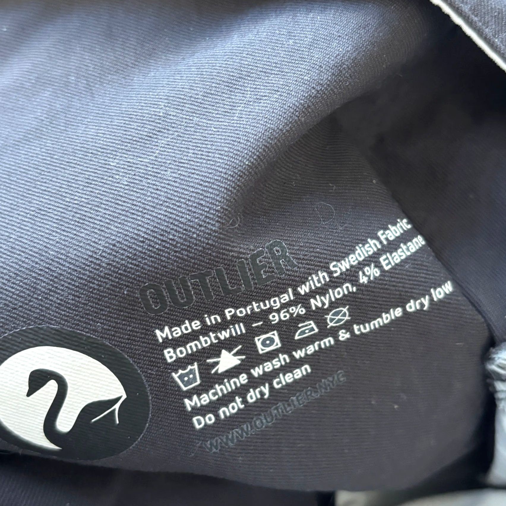 Outlier OUTLIER Bombtwill Pants Men 31 Black Nylon Stretch 5-Pocket Casual Workwear Travel Slim Straight 32 Inseam Size US 32 / EU 48 - 2 Thumbnail