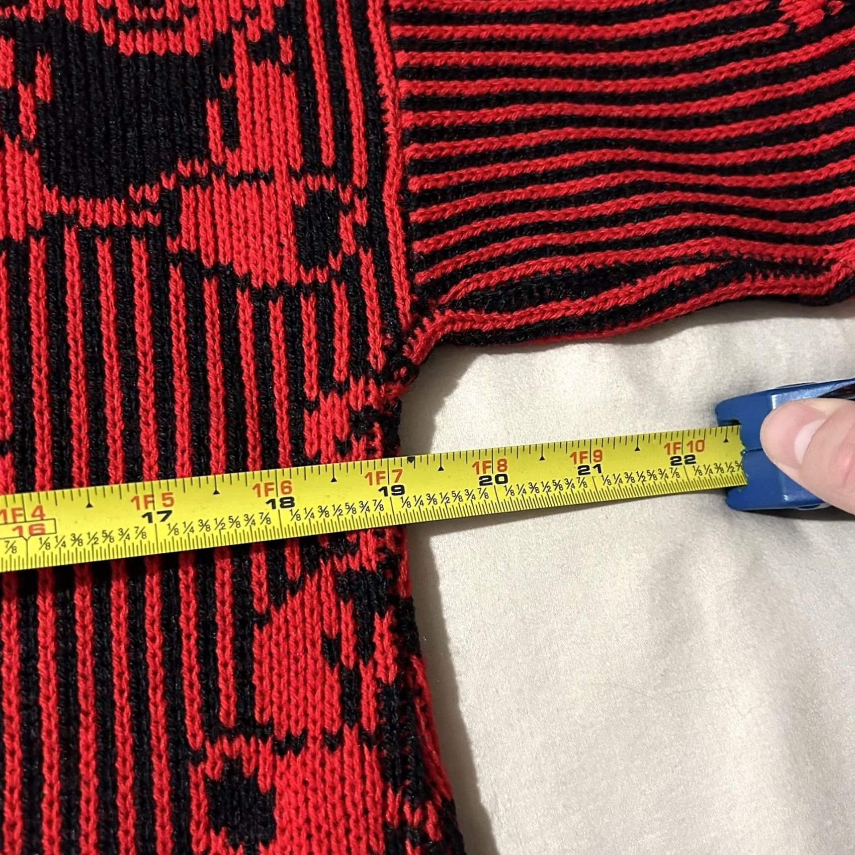 Vintage VINTAGE Adele Striped Sweater Women M Red 80s Knit Acrylic Teddy Bear Pullover Medium Size M / US 6-8 / IT 42-44 - 5 Thumbnail