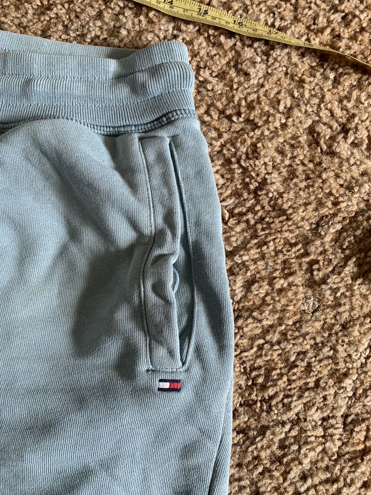 Tommy Hilfiger Hilfiger Shorts Casual Size US 43 - 7 Thumbnail