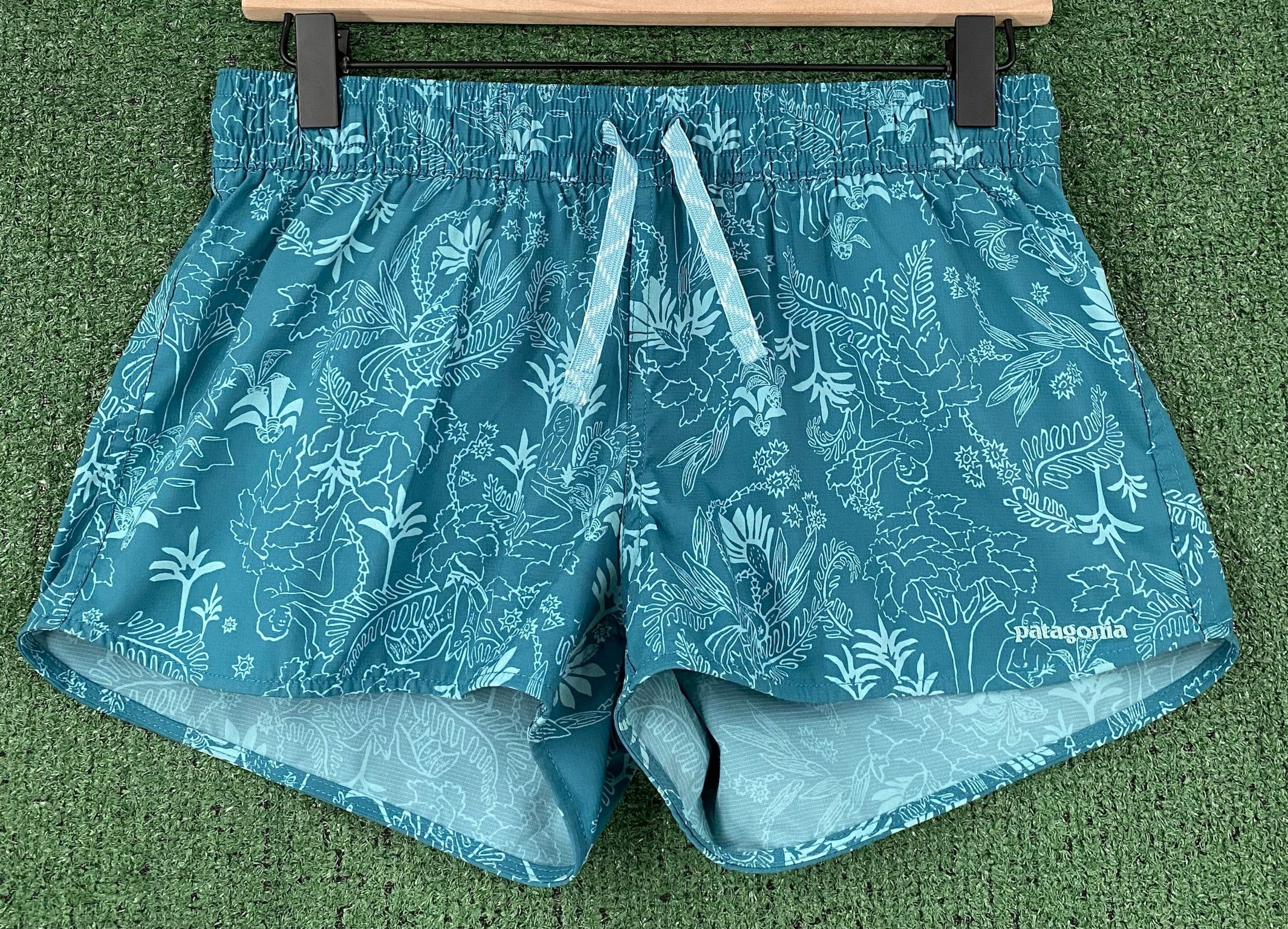 Patagonia Patagonia Micro Stretch Floral Patterned Shorts Small Size 29" - 1 Thumbnail