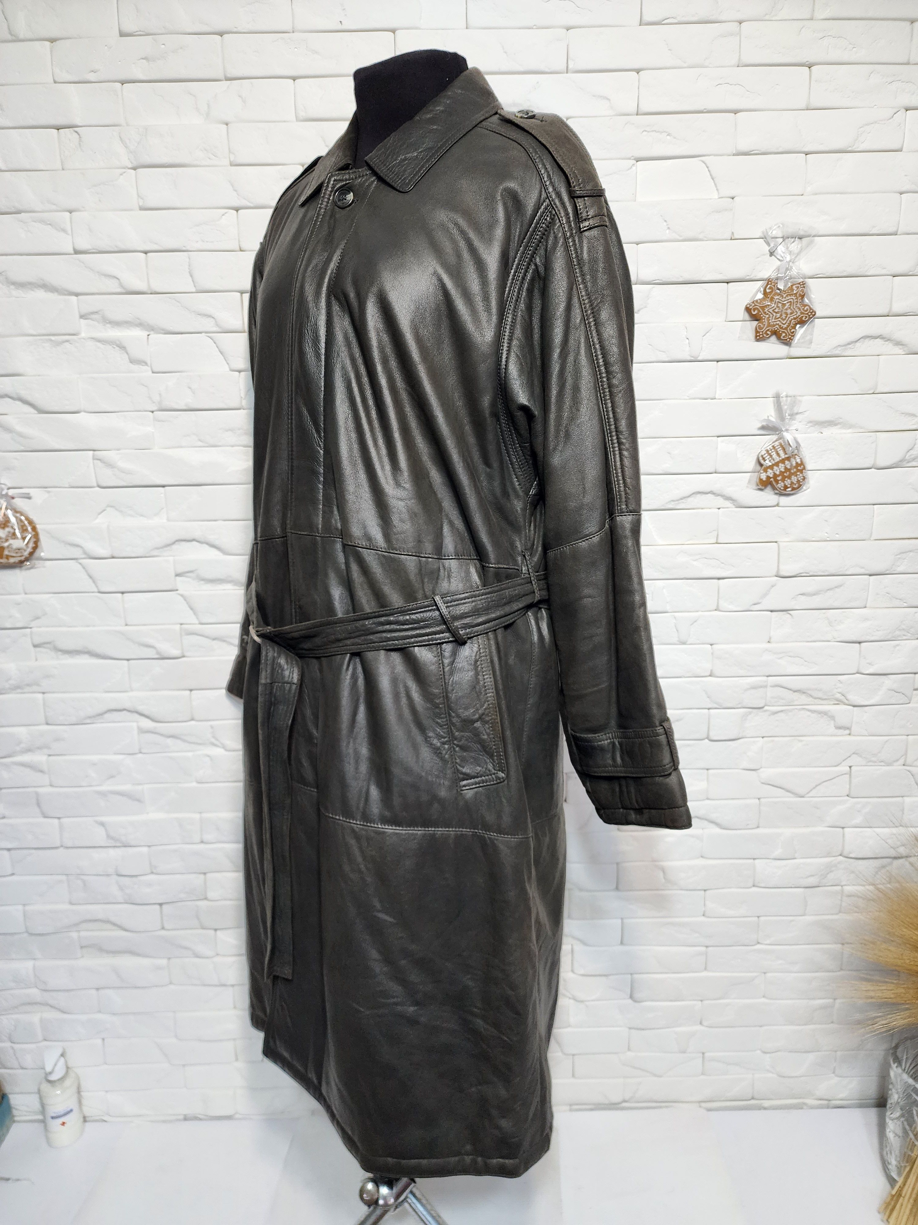 Uniqlo Brown Genuine Leather Men's Coat with Belt Size US L / EU 52-54 / 3 - 2 Thumbnail