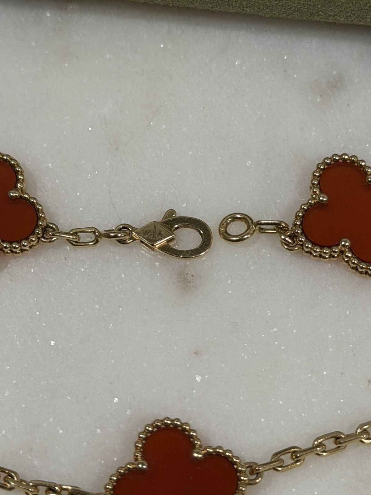 Van Cleef & Arpels Van Cleef Vintage Alhambra 5-Motif Gold Carnelian Bracelet Size ONE SIZE - 20 Thumbnail