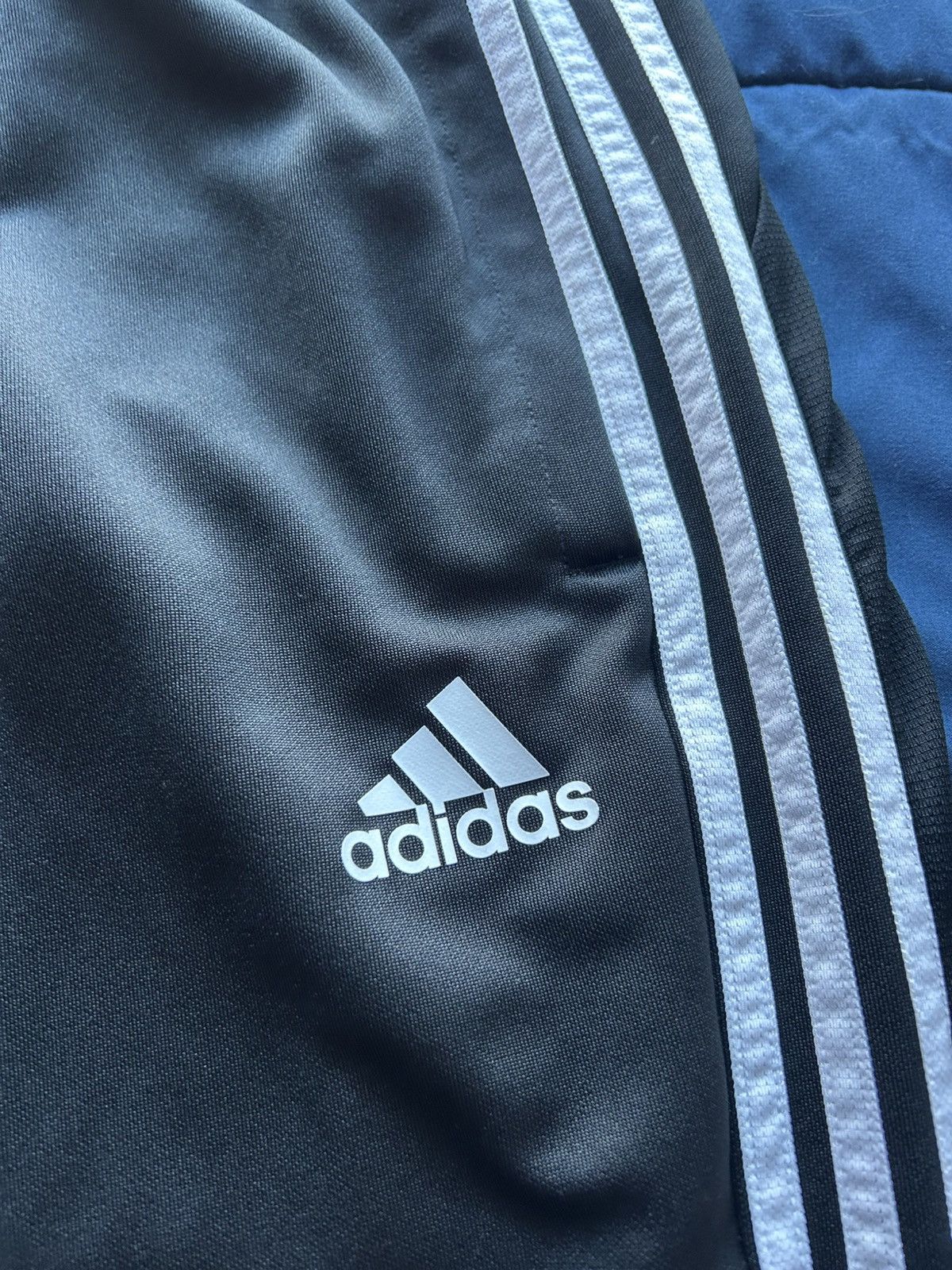 Adidas adidas tricot track pants Size US 28 / EU 44 - 2 Thumbnail