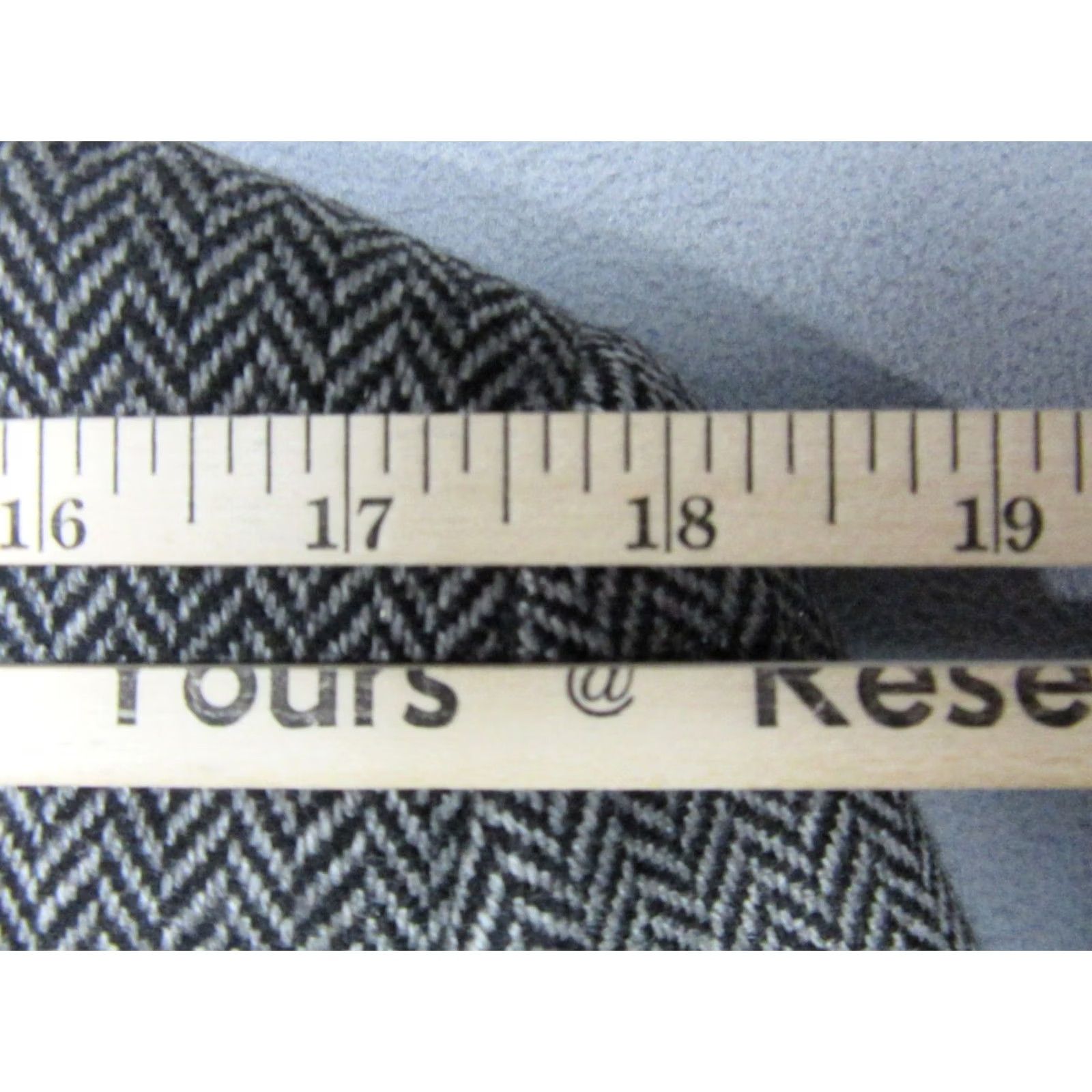 Vintage Giorgio Beverly Hills Sport Coat Blazer Mens 52 Gray Black Herringbone Cashmere Tweed Regular Single-Breasted Two-Button Notch Lapel Men Size 52R - 5 Thumbnail