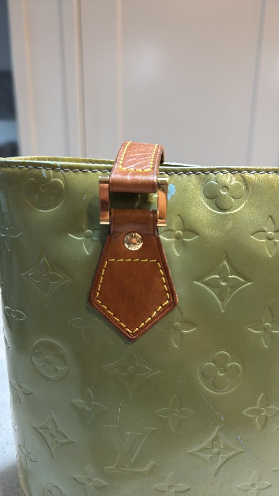 Louis Vuitton Louis Vuitton Vernis Reade PM Tote Green Monogram Patent Size ONE SIZE - 5 Thumbnail
