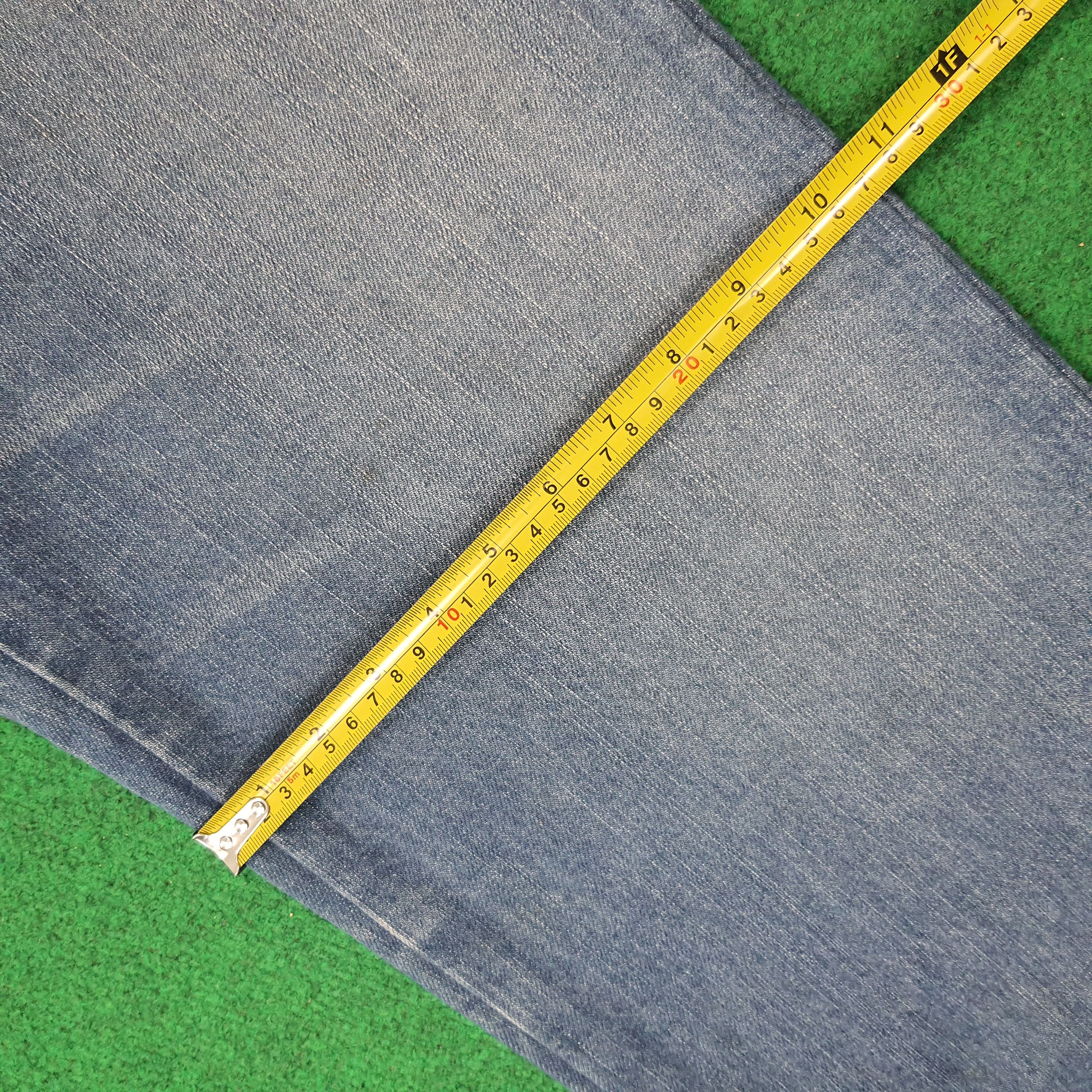 Number (N)ine Vintage Number Nine Japan Straight Denim Jeans C272N4 Size US 33 - 13 Thumbnail