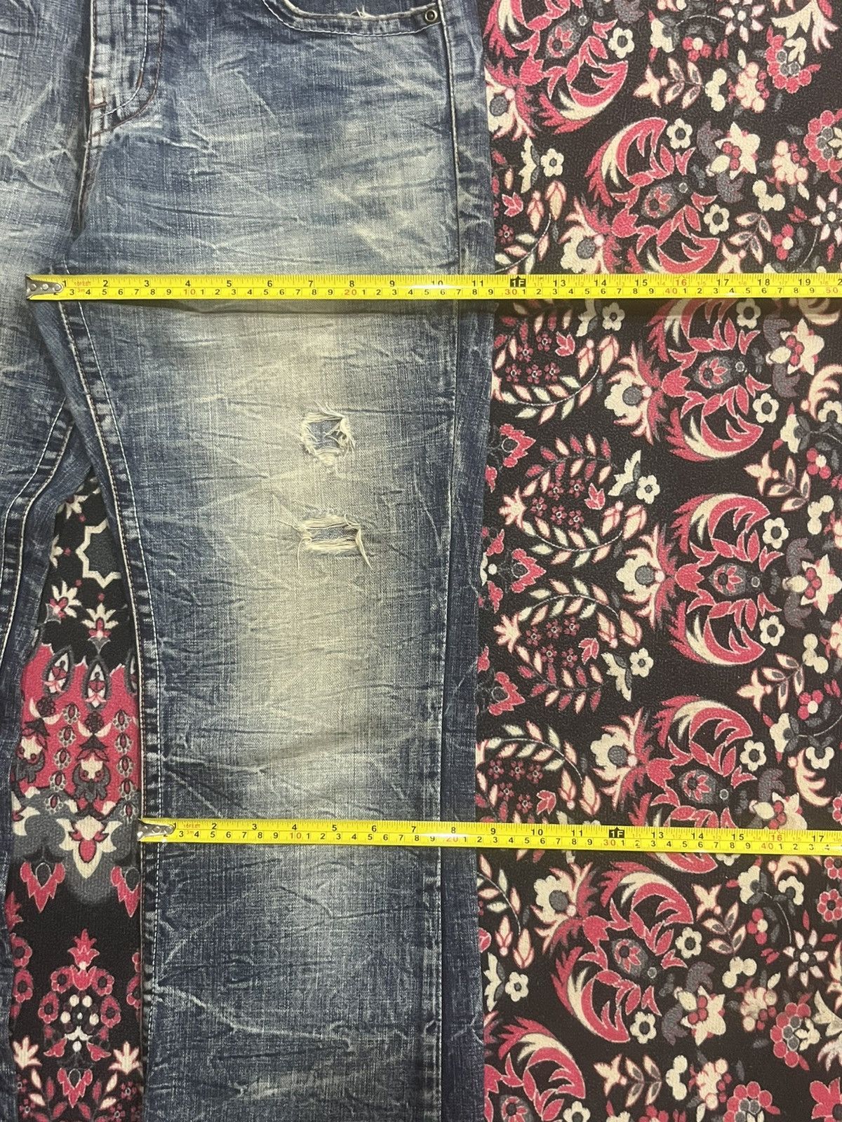 Tornado Mart Ozz-Firsi Pinball Distressed Thunder Distressed Flare Jeans Size US 30 / EU 46 - 12 Thumbnail