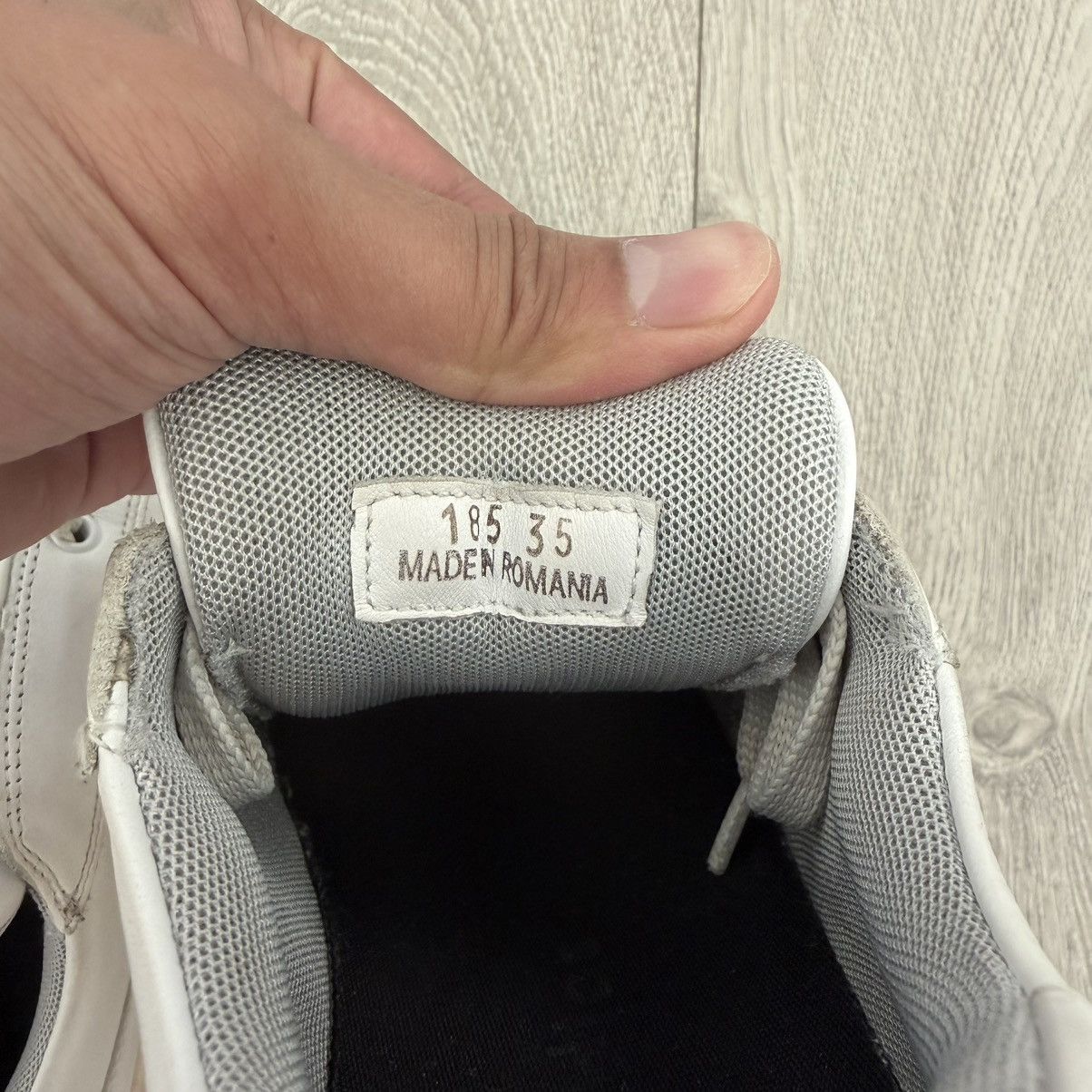 Acne Studios FW20 "Perey" White Lace Sneakers US Women’s 5 / EU 35 Size US 5 / IT 35 - 6 Thumbnail