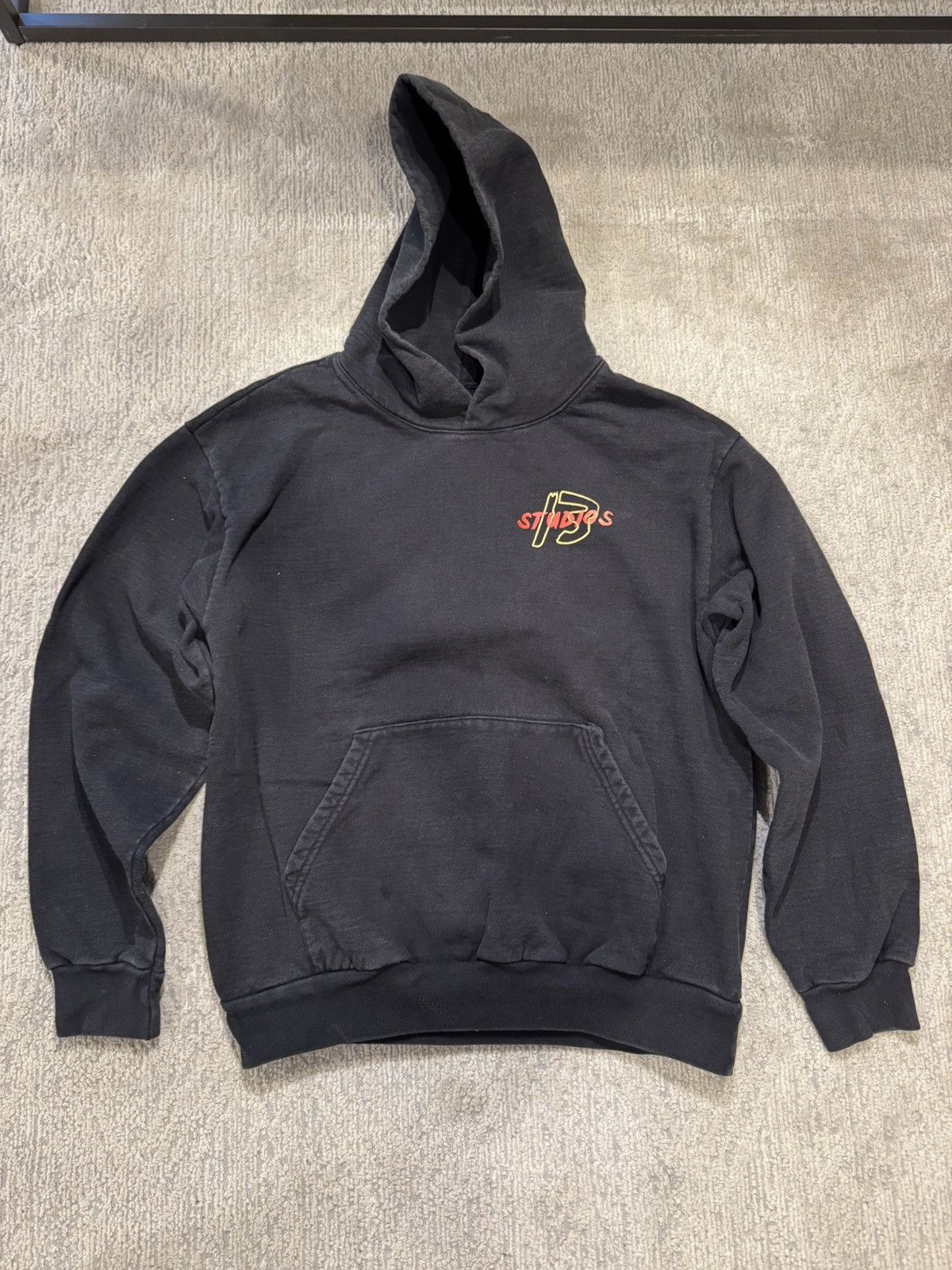Thirteen Studios Thirteen studios black hoodie og Size US XL / EU 56 / 4 - 2 Thumbnail