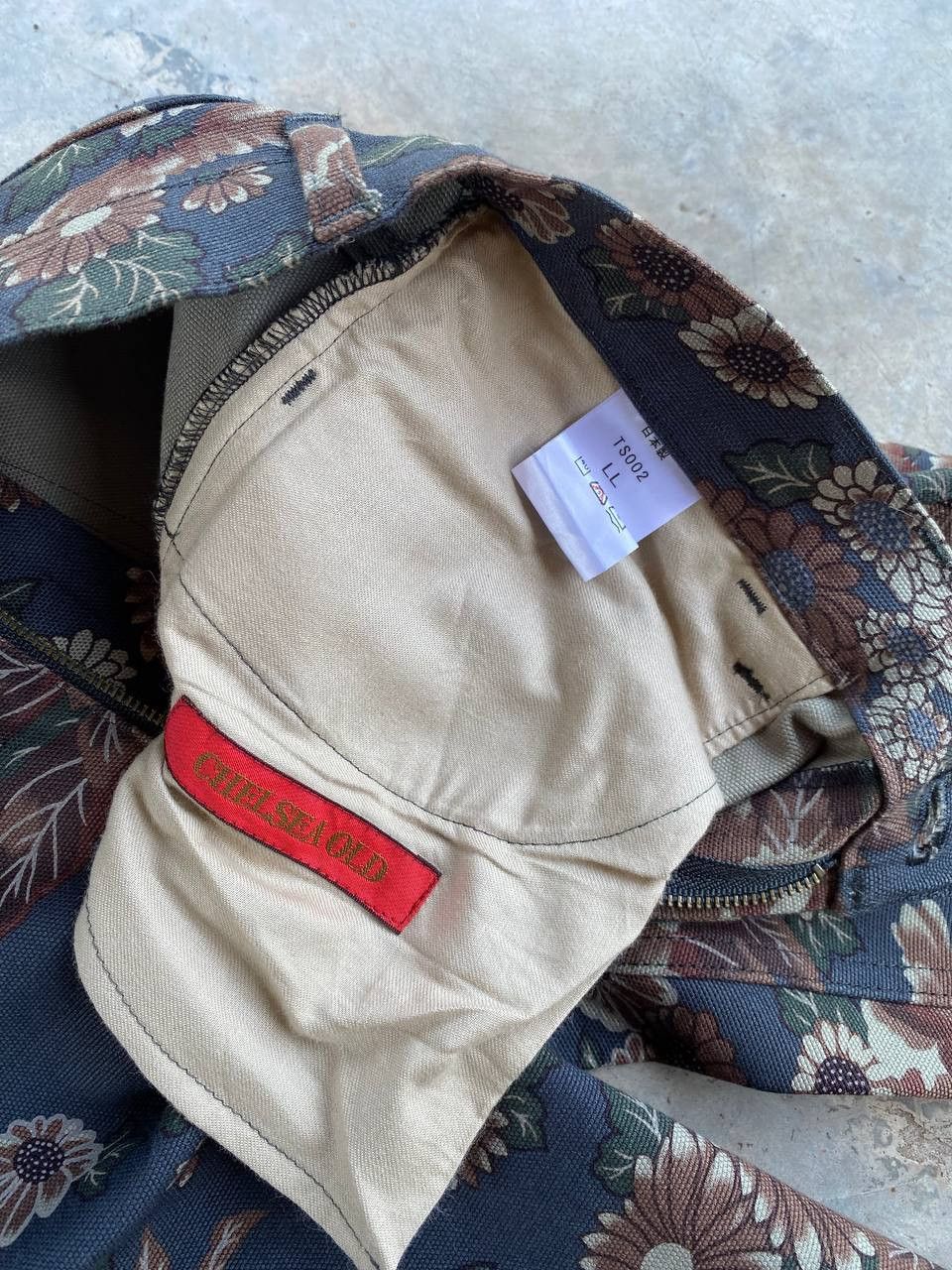 20471120 × Japanese Brand × Tornado Mart BJ05-23 FLARED JAPAN CHEALSEA OLD FLOWER SLIMFIT LOWRISE Size US 29 - 4 Thumbnail