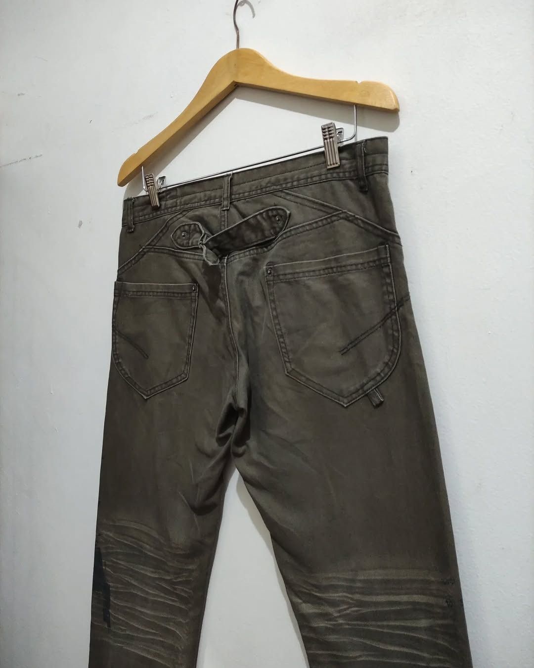 semanticdesign Rare Tattoo Semantic Design gun graphic bootcut jeans Size US 32 / EU 48 - 9 Thumbnail