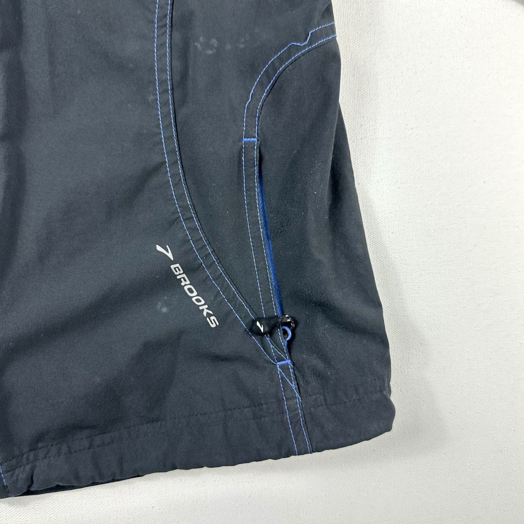 Brooks Brooks Jacket Women S Black Full Zip Lightweight Training Gym Work Out Running & Jogging Windbreaker Athletic Activewear Jersey? Size S / US 4 / IT 40 - 4 Thumbnail