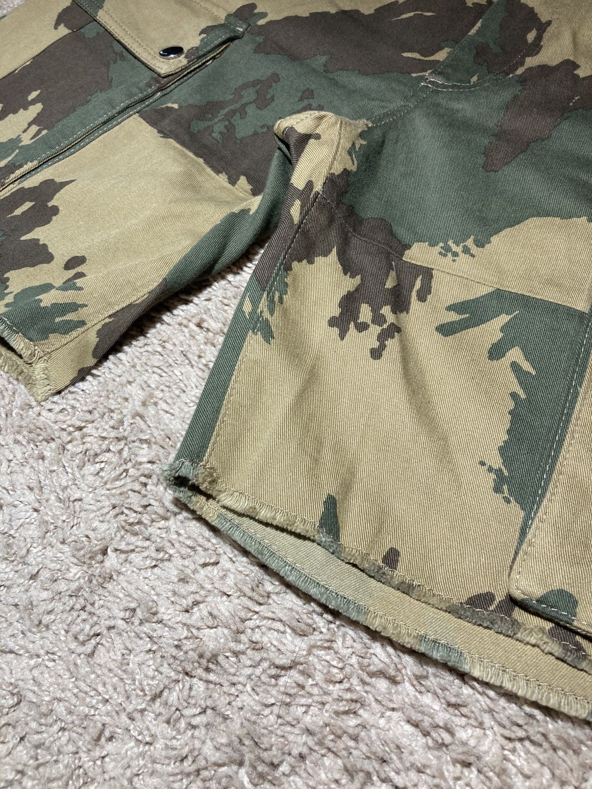 Celine New SS24 Celine Camo Cargo Bermuda Shorts 46 2024 Hedi Cut Size US 30 / EU 46 - 6 Thumbnail