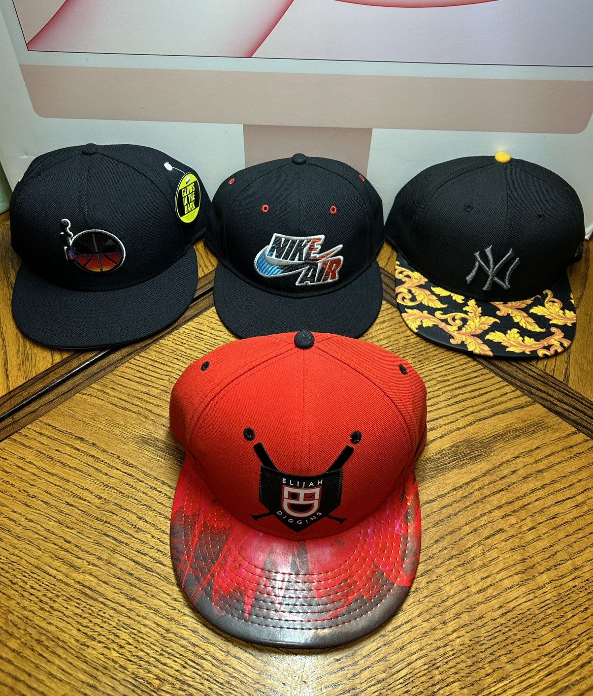Nike Nike Air Foamposite One RARE Matching Hat Bundle display picture 1