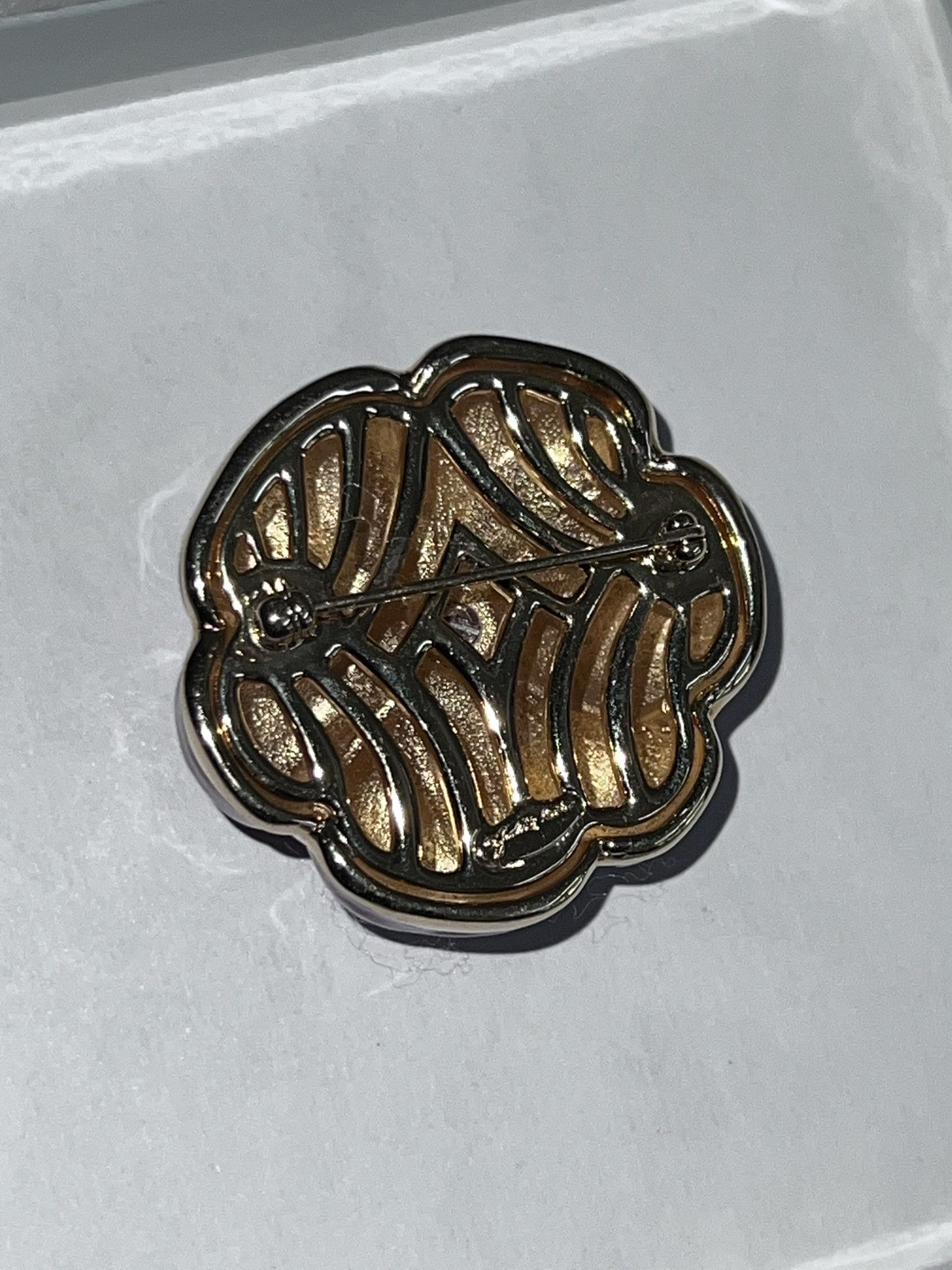 Judith Leiber JUDITH LEIBER Strawberry Brooch Size ONE SIZE - 4 Thumbnail