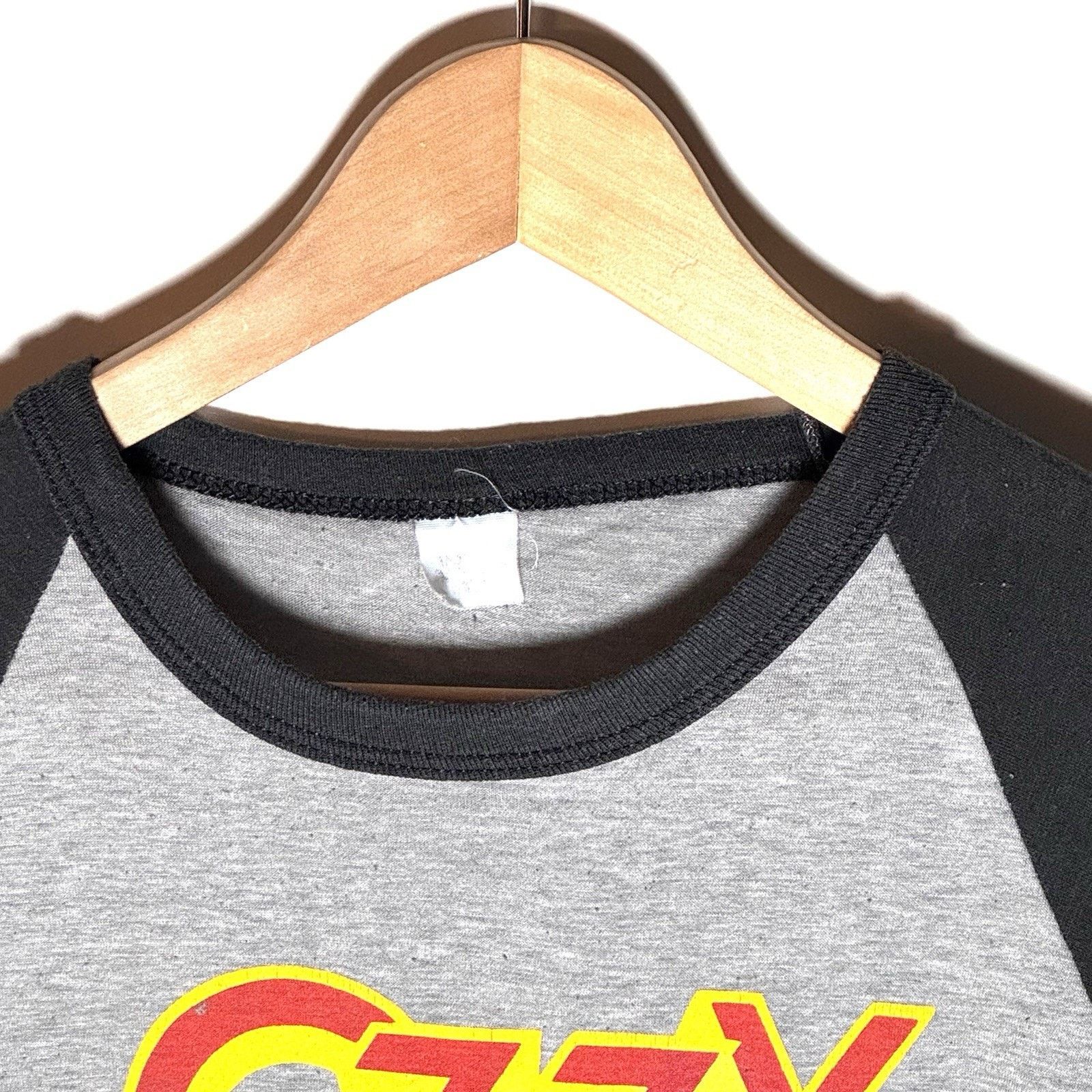 Band Tees Ozzy Osbourne Diary Of A Madman Raglan Small Graphic Tee Size S / US 4 / IT 40 - 9 Thumbnail