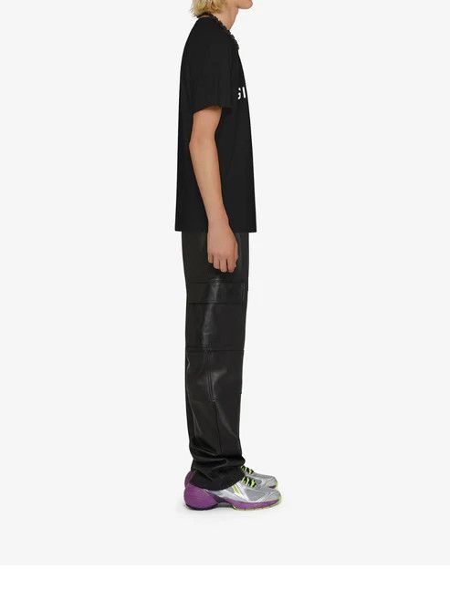 Givenchy o1srvl11e0725 Lock T-Shirt in Black Size US S / EU 44-46 / 1 - 3 Thumbnail