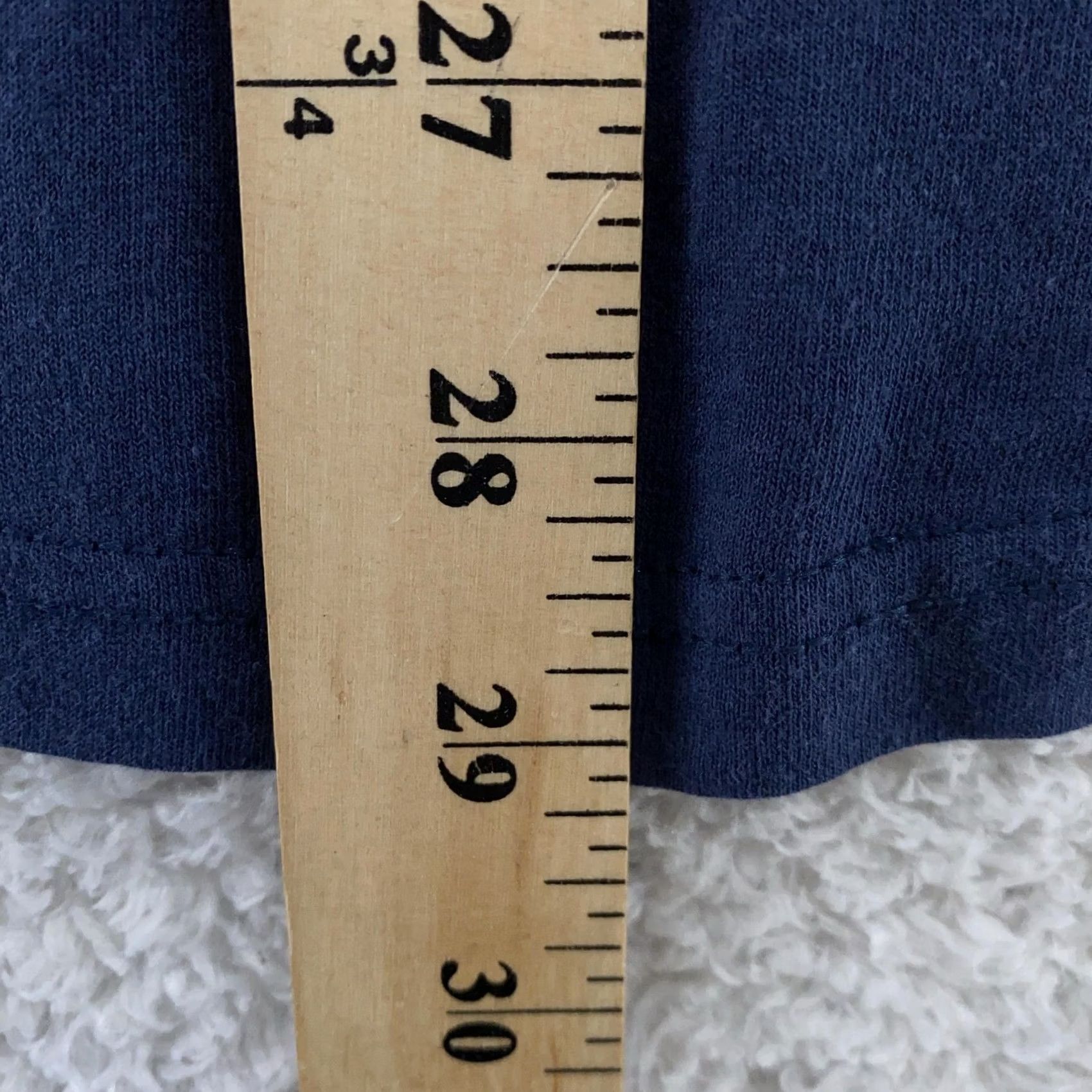 Fruit Of The Loom Vintage Fruit of the Loom Navy Blue Pocket T-Shirt Mens L/XL Crew Neck Short Sleeve Cotton Blend Solid with Pocket Size US L / EU 52-54 / 3 - 7 Thumbnail
