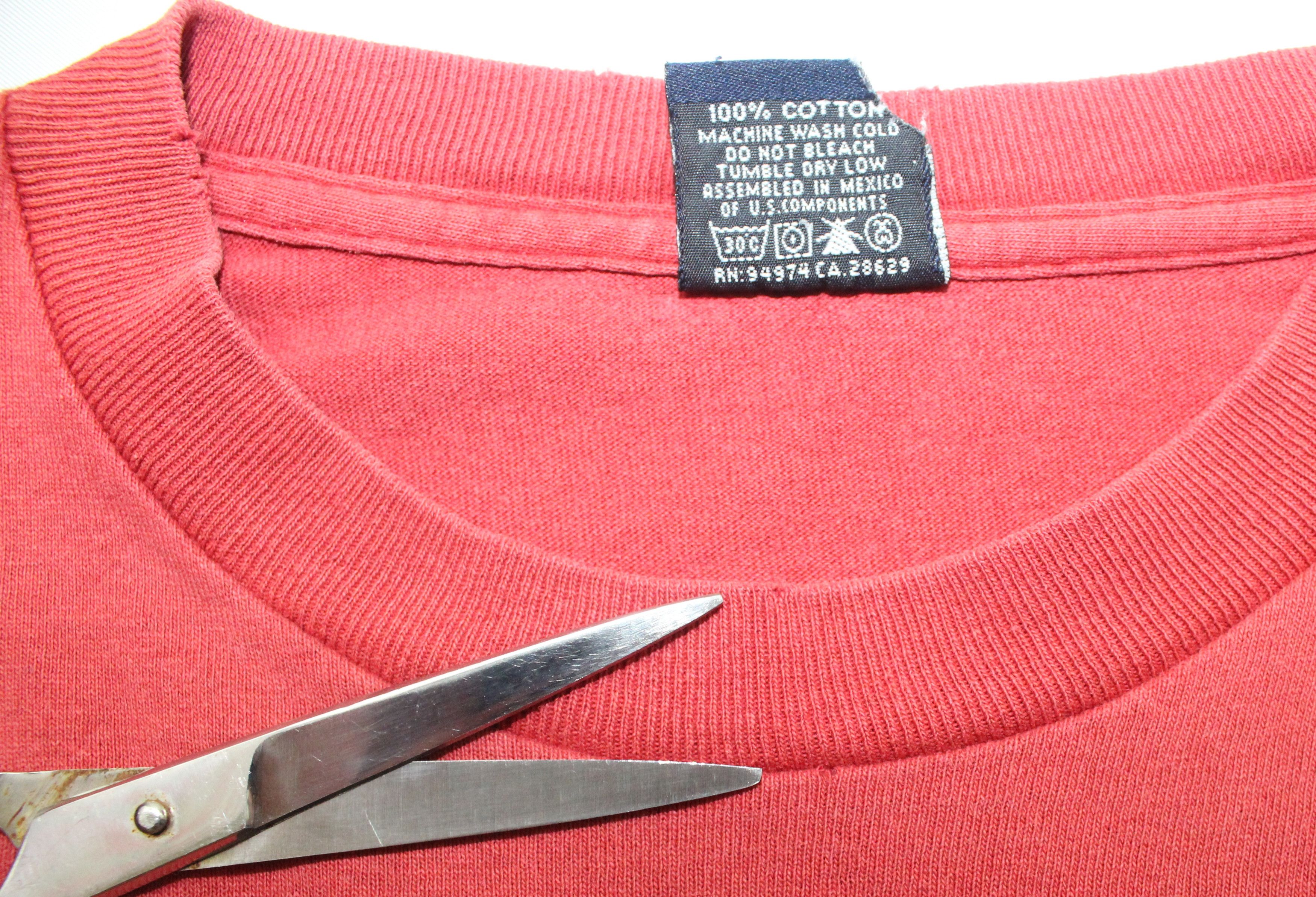 Stussy Vintage 90s STUSSY T Shirt Big Logo Spell Out Single Stitch Size US S / EU 44-46 / 1 - 16 Thumbnail