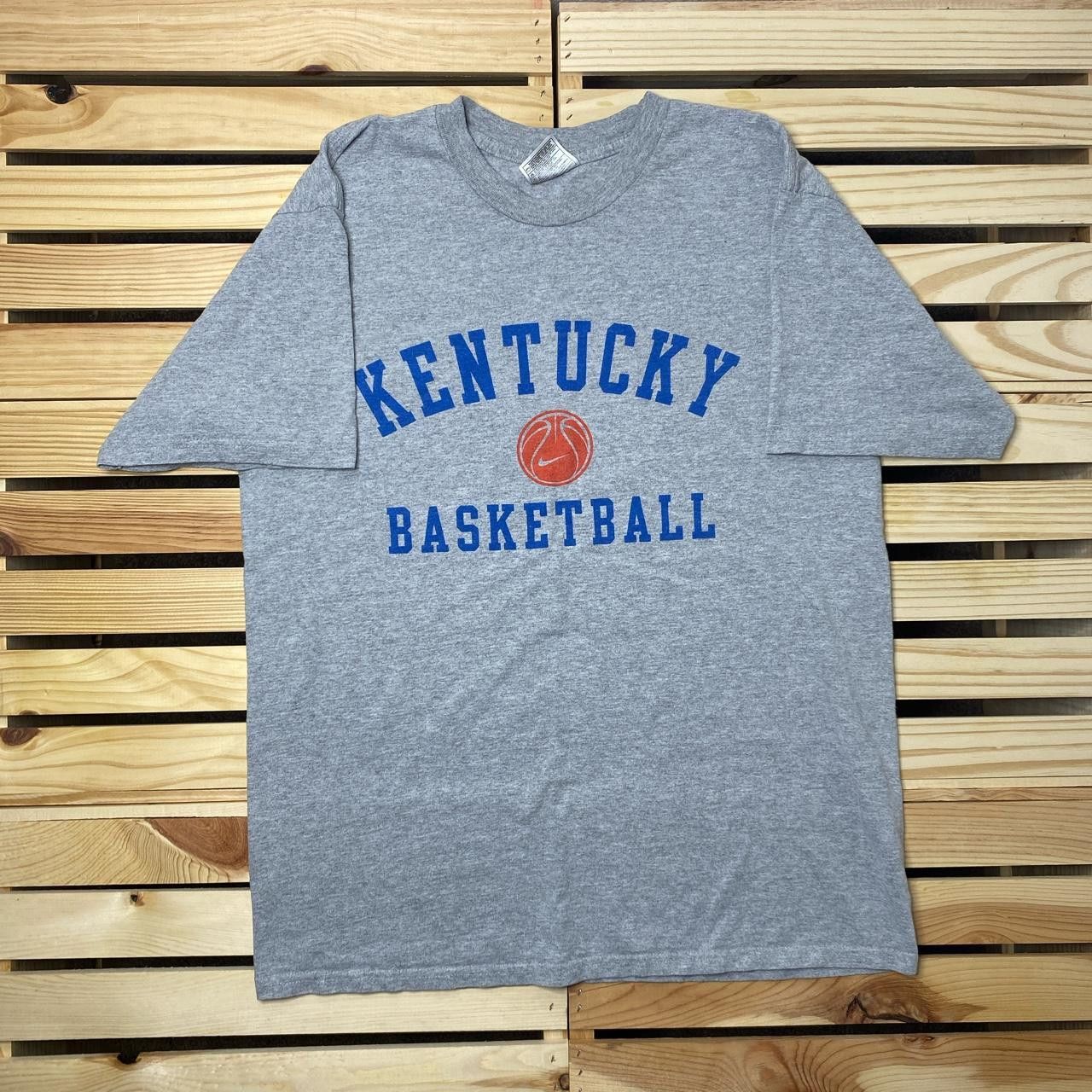 Nike Vintage Nike x University of Kentucky Gray Tee Size Medium Size US M / EU 48-50 / 2 - 1 Thumbnail
