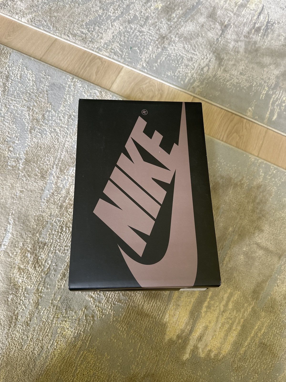 Jordan Brand Jordan 1 Low Mocha Size US 8 / EU 41 - 1 Thumbnail