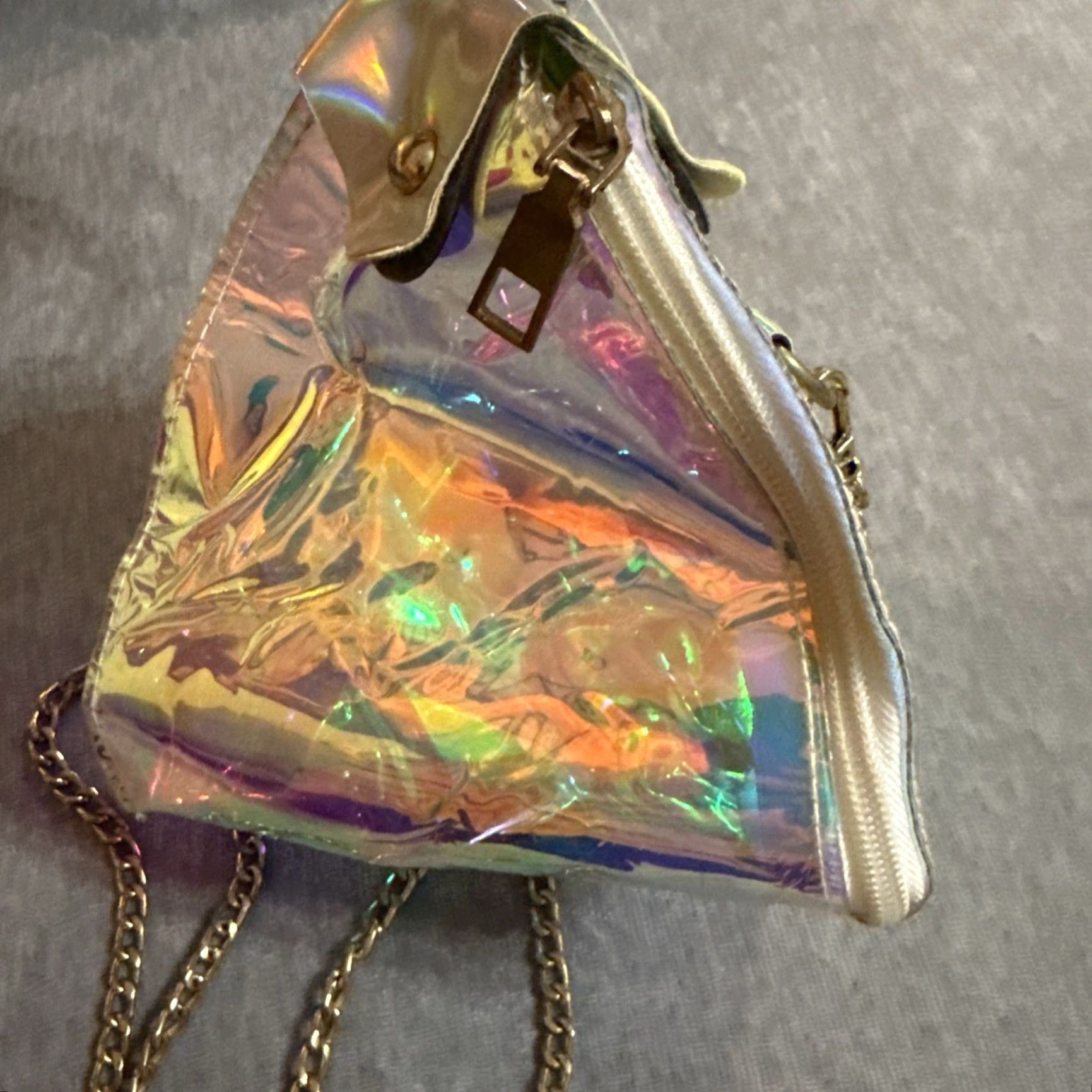 Triangl Y2K Holographic Iridescent Women's Crossbody Handbag Purse Triangle Gold Chain - Silver Exterior - Crossbody - Women - Pre-owned Excellent Size ONE SIZE - 5 Thumbnail