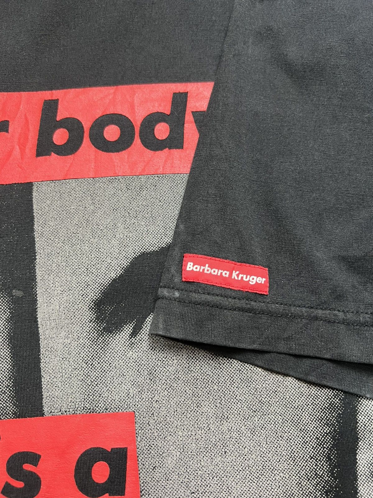 Barbara Kruger × Japanese Brand × Vintage Vintage Barbara Krueger x UT 'BattleGround' Size US L / EU 52-54 / 3 - 4 Thumbnail