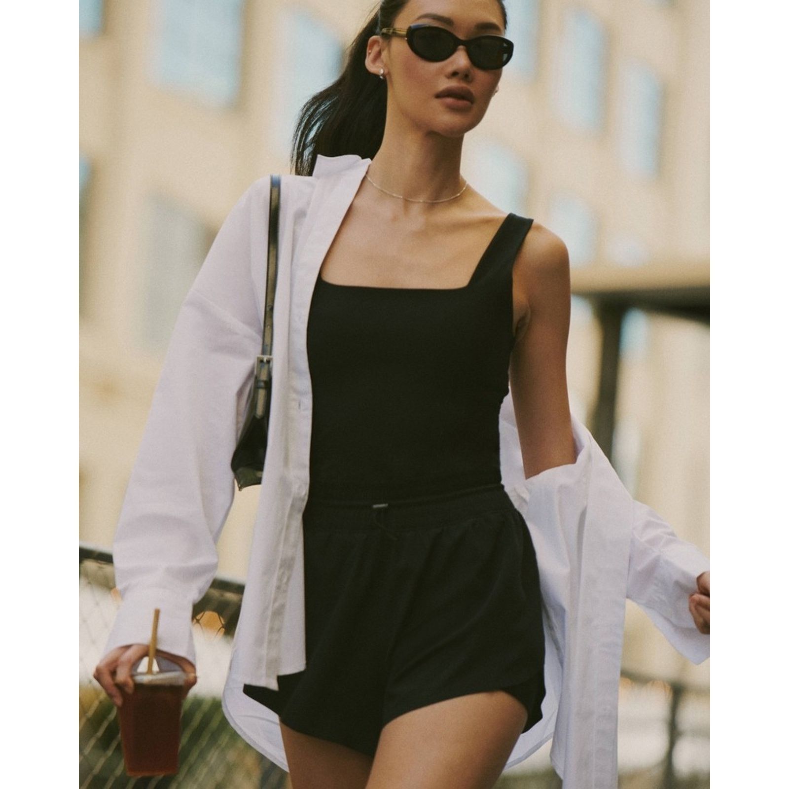 Abercrombie & Fitch Abercrombie & Fitch YPB SculptLUX Hybrid Flyaway Romper S Size 25" / US 0 / IT 36 - 1 Thumbnail
