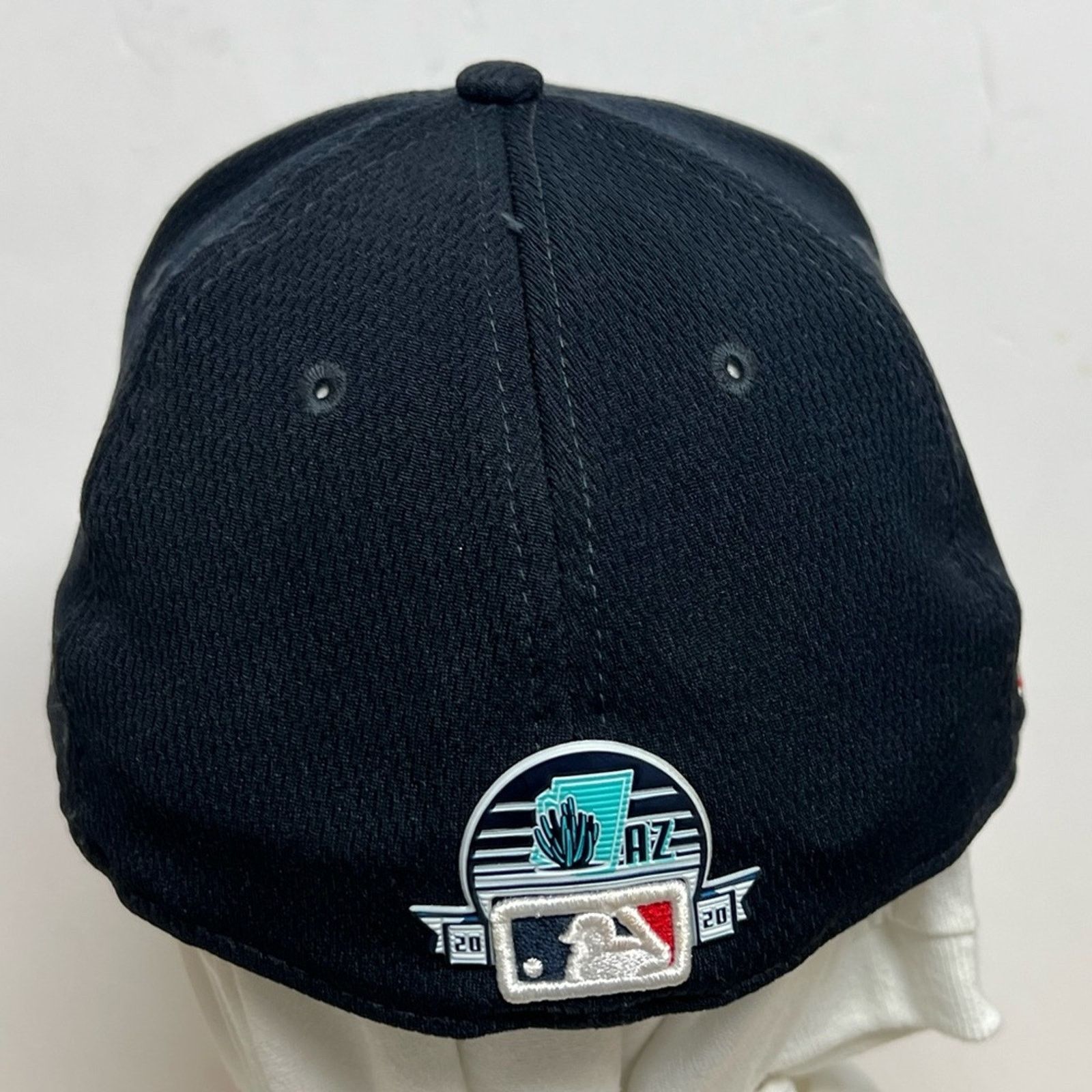 New Era Game Worn Cleveland Indians On-Field Batting Hat 7 1/4 Size ONE SIZE - 3 Thumbnail