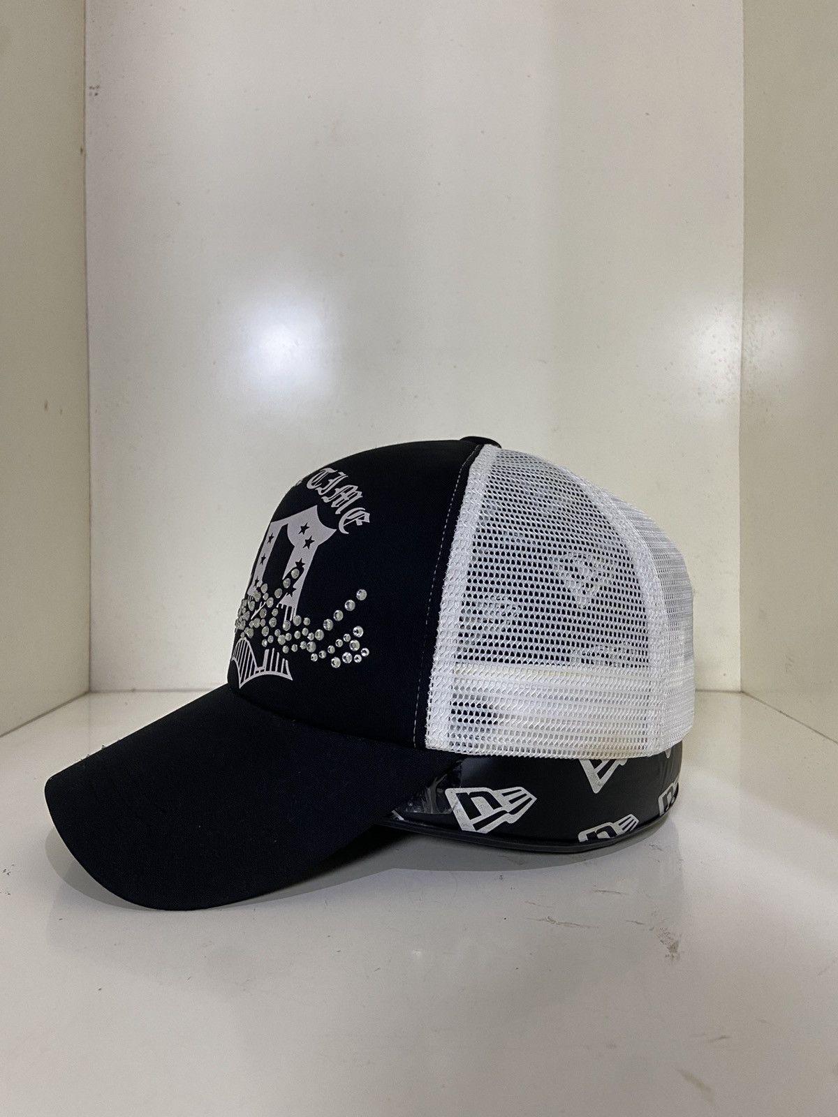 If Six Was Nine 2000s skulls drunk time L.G.B style trucker hat Size ONE SIZE - 7 Thumbnail