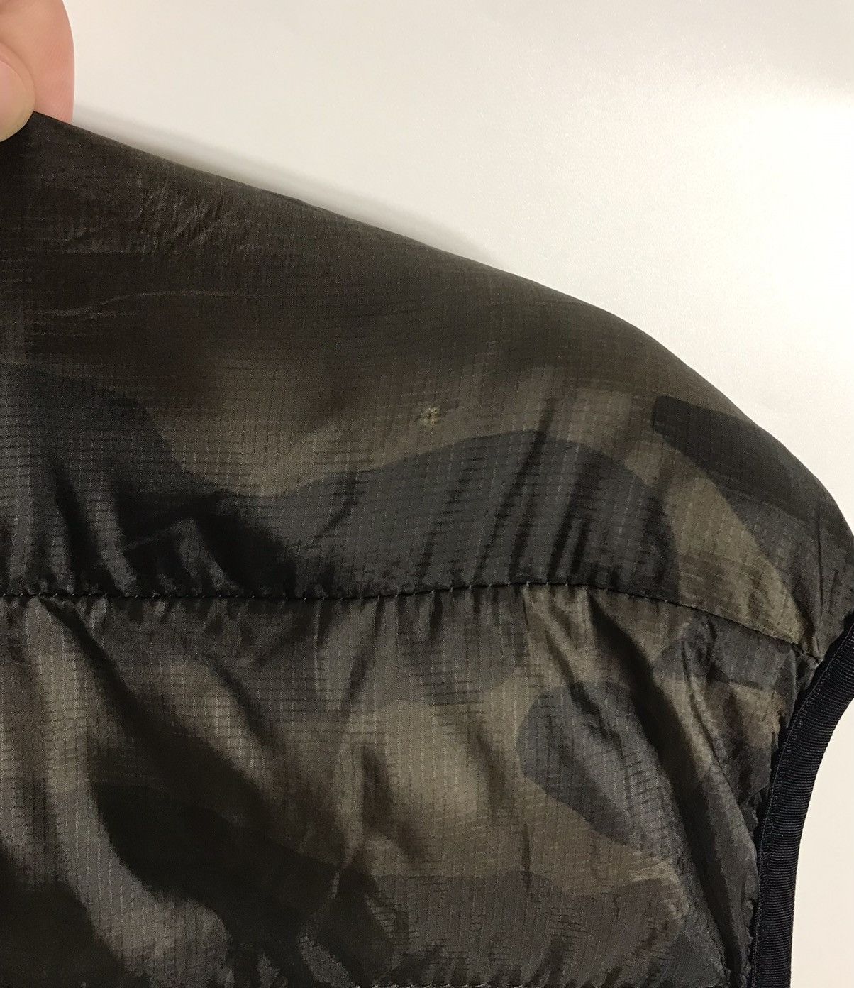 Abercrombie & Fitch Abercrombie & Fitch Camo Vest Puffy Men's L Size US L / EU 52-54 / 3 - 5 Thumbnail