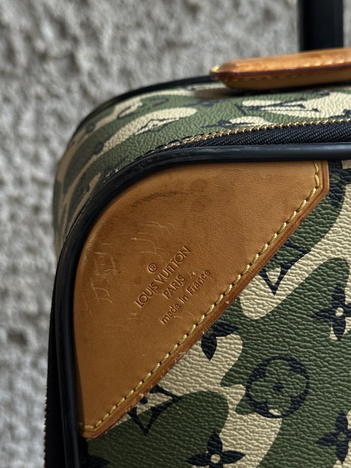 Louis Vuitton × Takashi Murakami LV x Takashi Murakami Pegase 60 Monogramouflage suitcase Size ONE SIZE - 12 Thumbnail