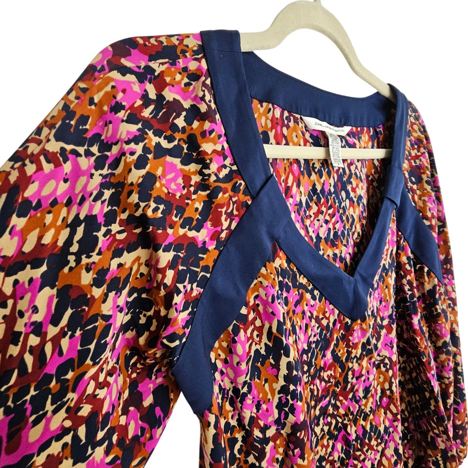 Diane von Furstenberg DVF Diane Von Furstenberg Darcey Silk Blouse 2 Loud Luxury Size XS / US 0-2 / IT 36-38 - 5 Thumbnail