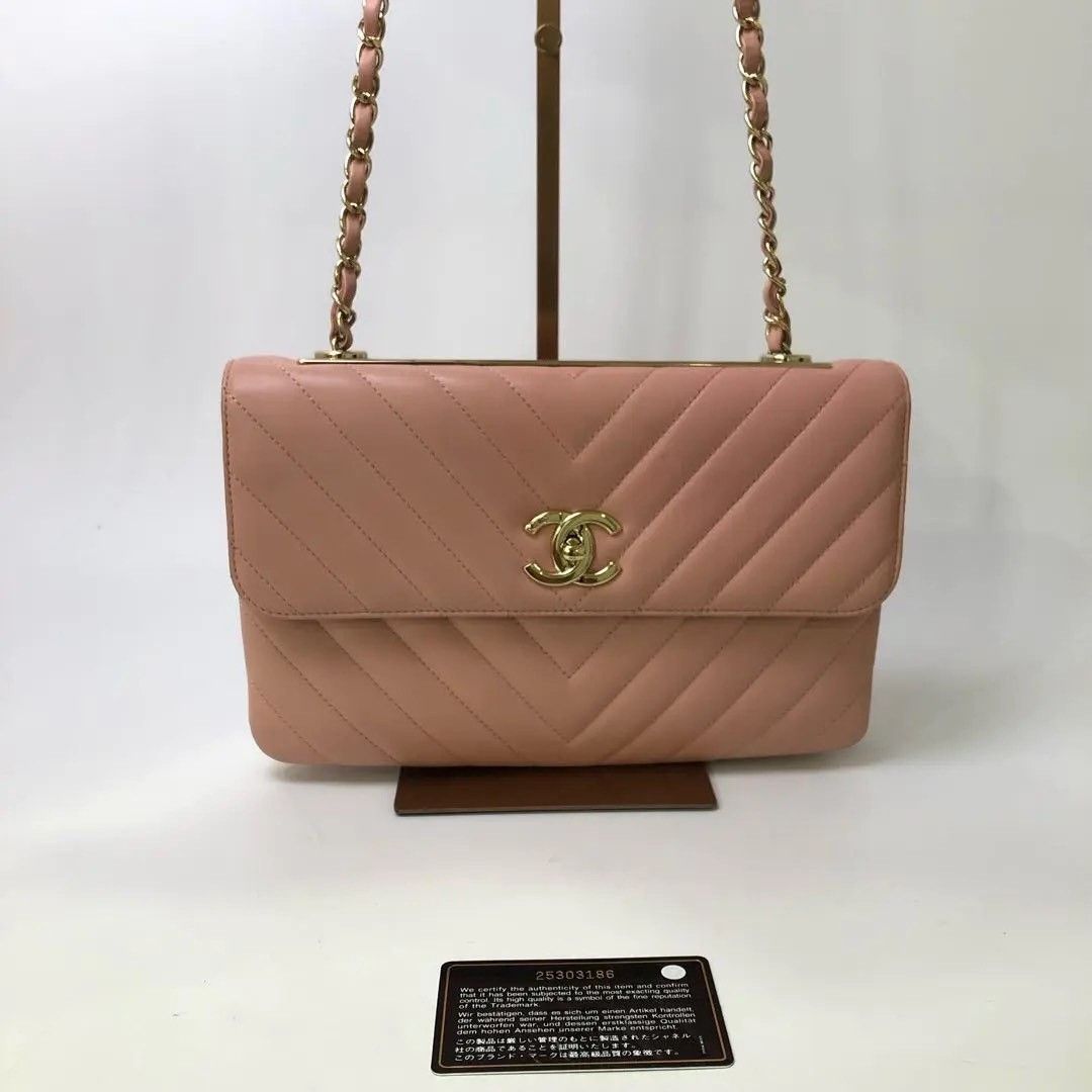 Chanel Pre-loved Bag Very good condition Size ONE SIZE - 1 Thumbnail