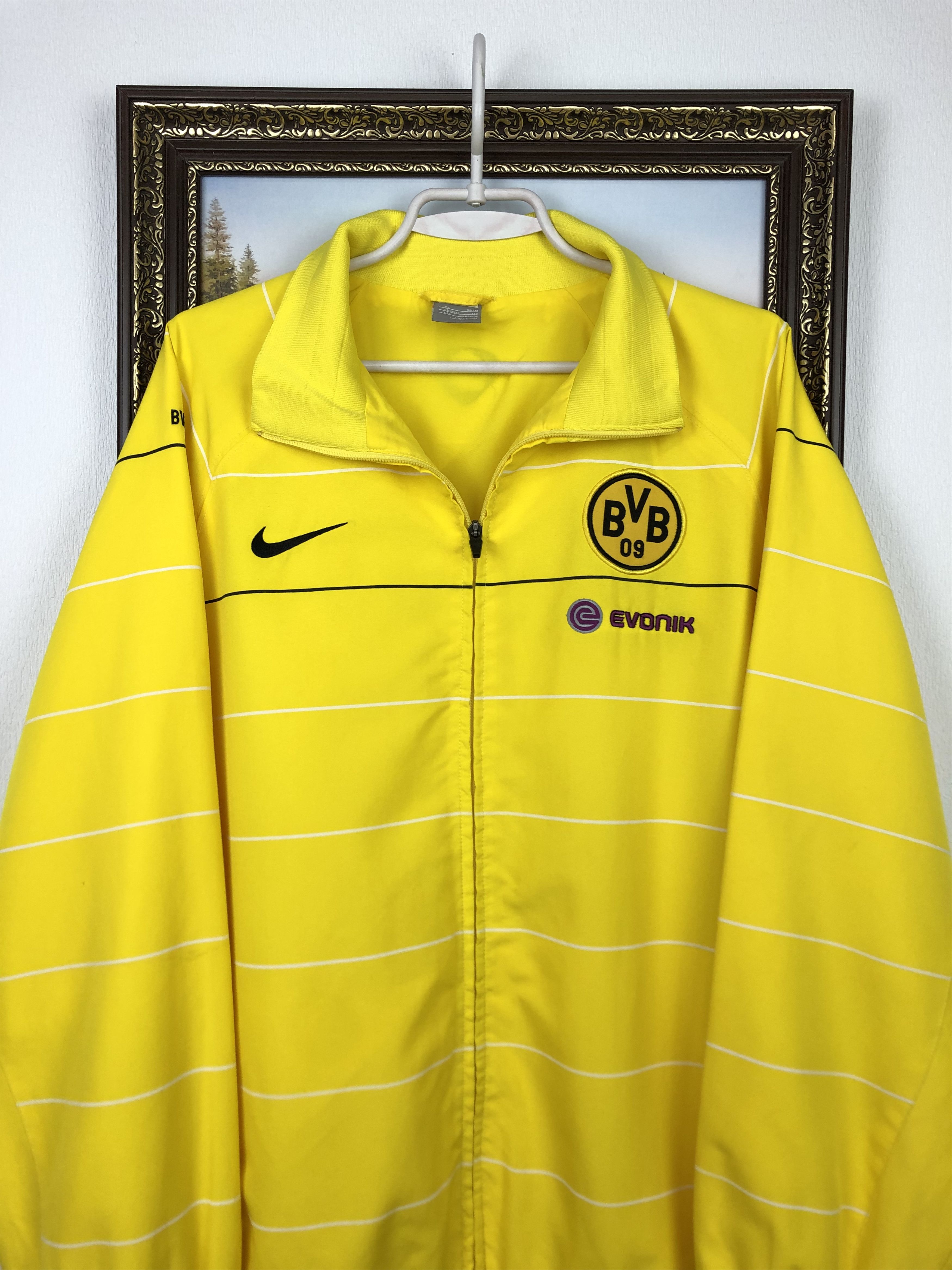 Nike × Vintage Vintage Nike Borussia Dortmund Football Track Soccer Jacket Size US XL / EU 56 / 4 - 2 Thumbnail