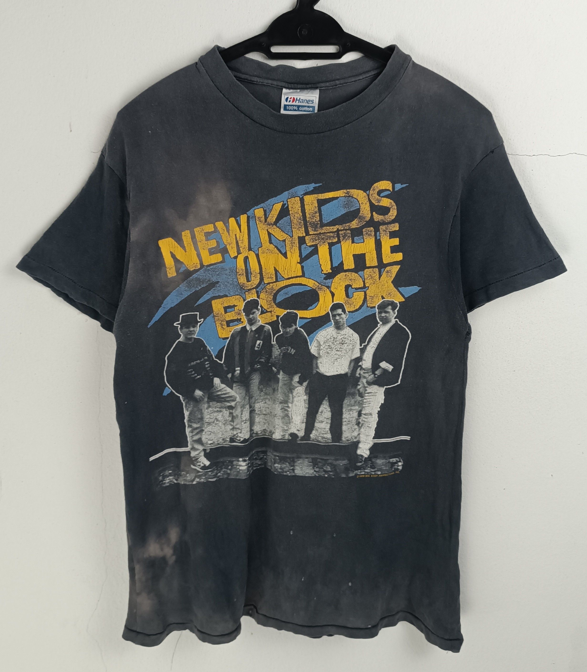 Vintage THRASHED FADED VINTAGE 80s NEW KIDS ON THE BLOCK VERY RARE Size US S / EU 44-46 / 1 - 5 Thumbnail
