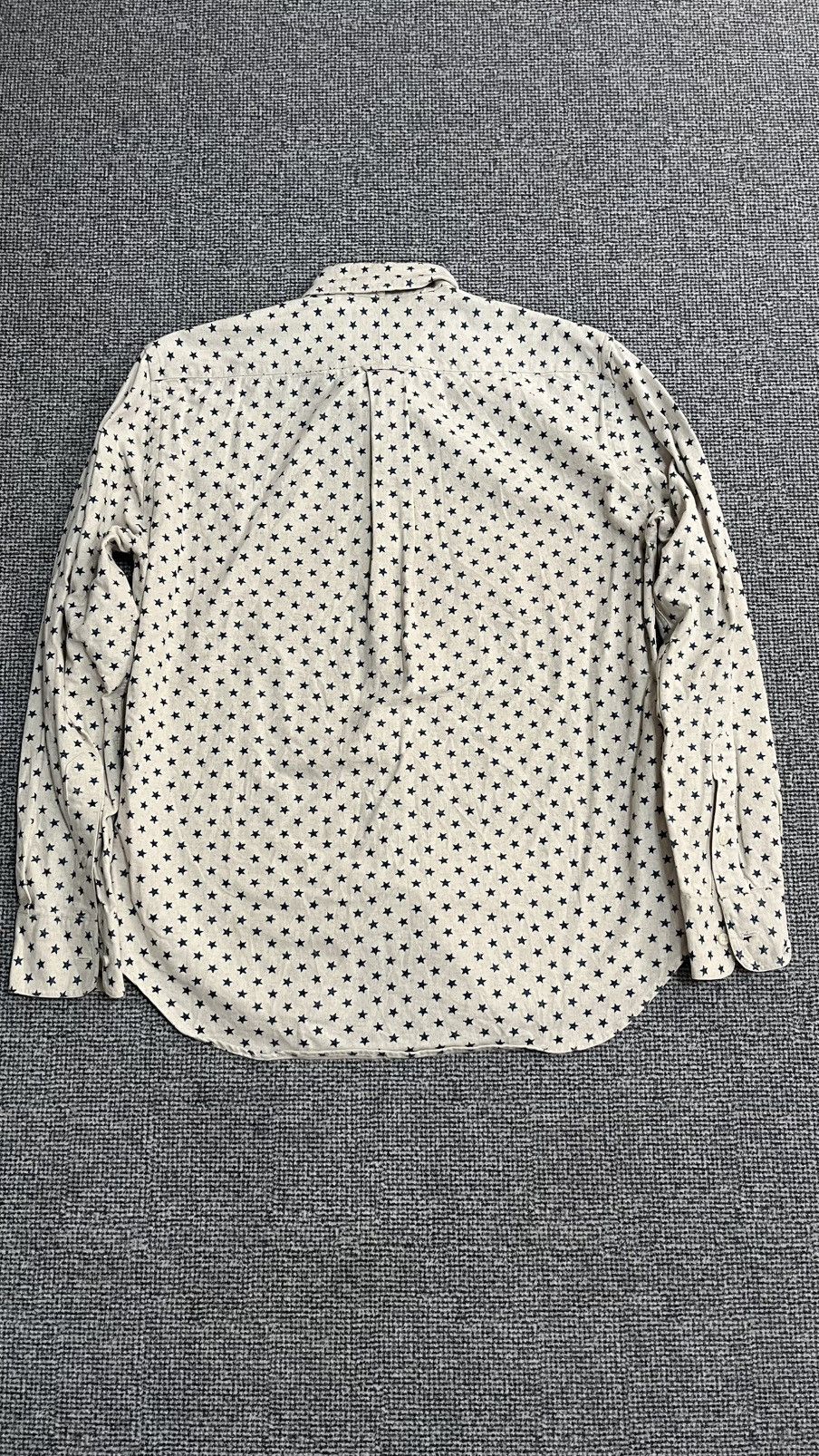 Gitman Bros. Vintage Vintage Gitman Bros Star Pattern Shirt USA Made Size M Size US L / EU 52-54 / 3 - 3 Thumbnail