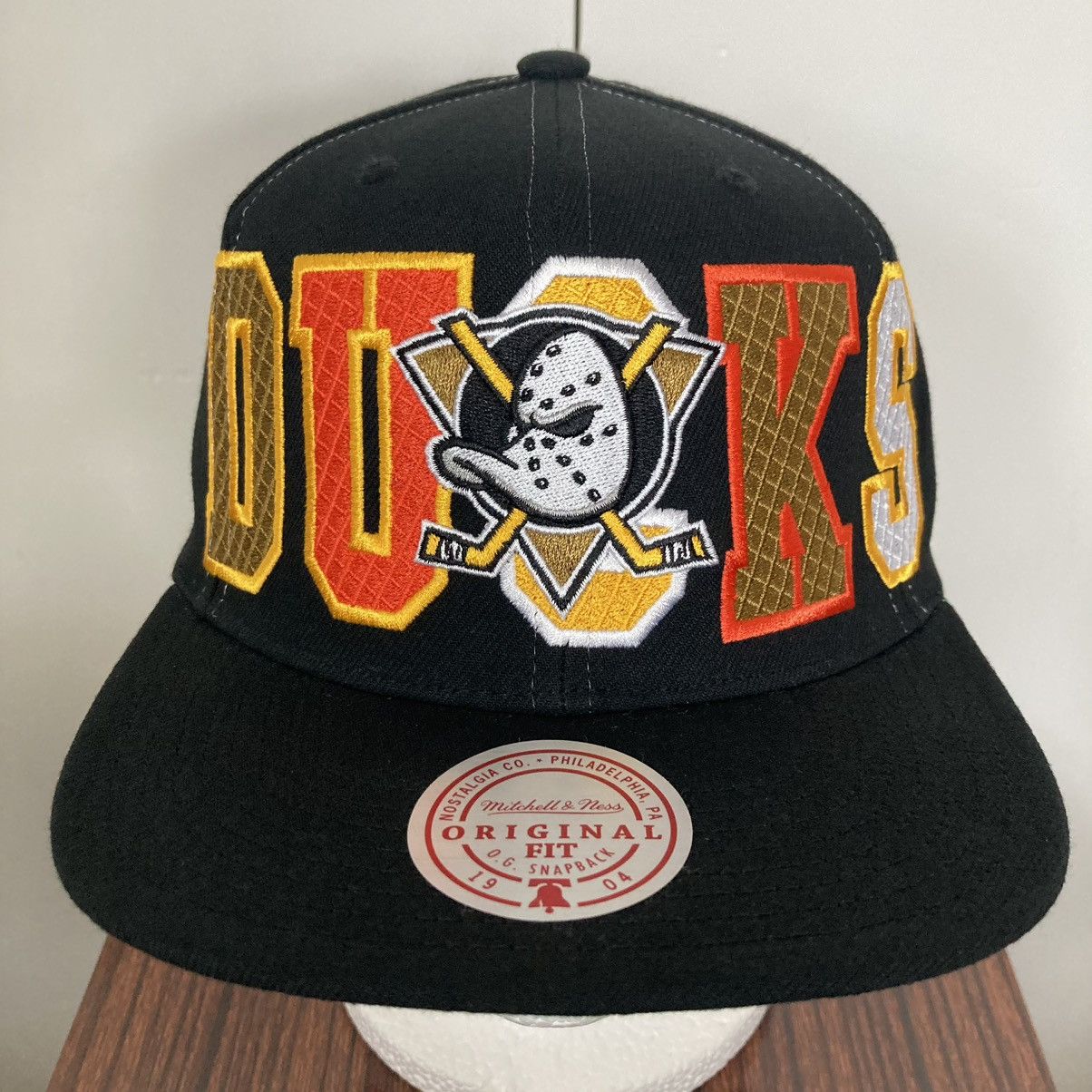 Mitchell & Ness MIGHTY ANAHEIM DUCKS VARSITY BUST MITCHELL & NESS SNAPBACK🆕 Size ONE SIZE - 1 Thumbnail